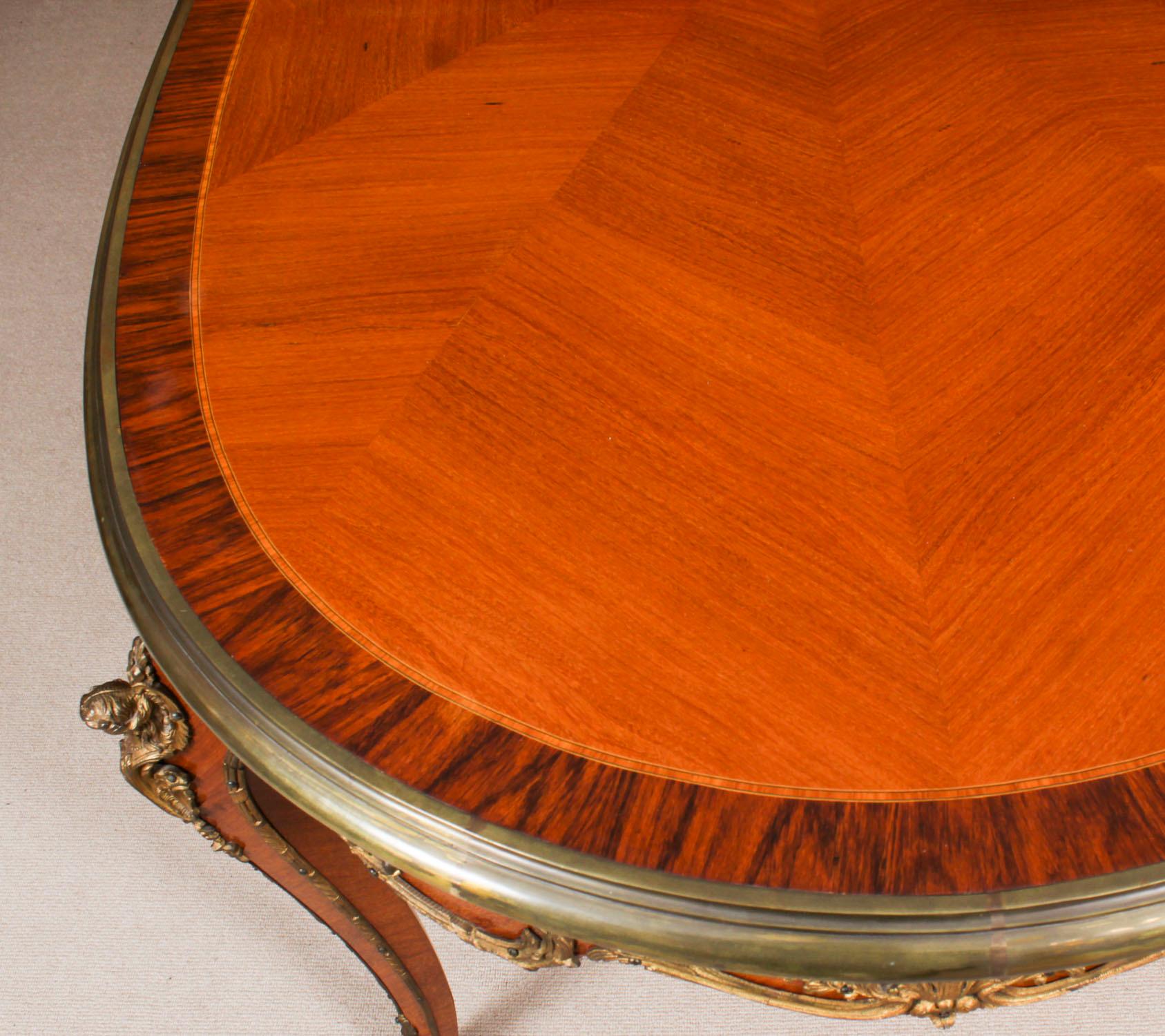 Ancien bureau de table à manger de style Louis Revival français monté en bronze doré 20ème siècle en vente 8