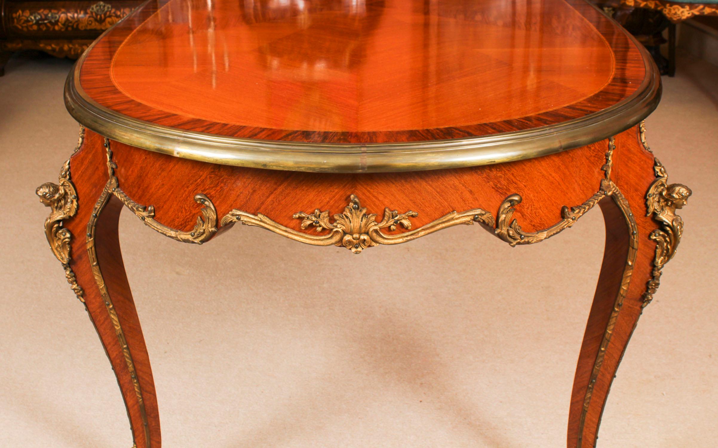 Ancien bureau de table à manger de style Louis Revival français monté en bronze doré 20ème siècle en vente 2