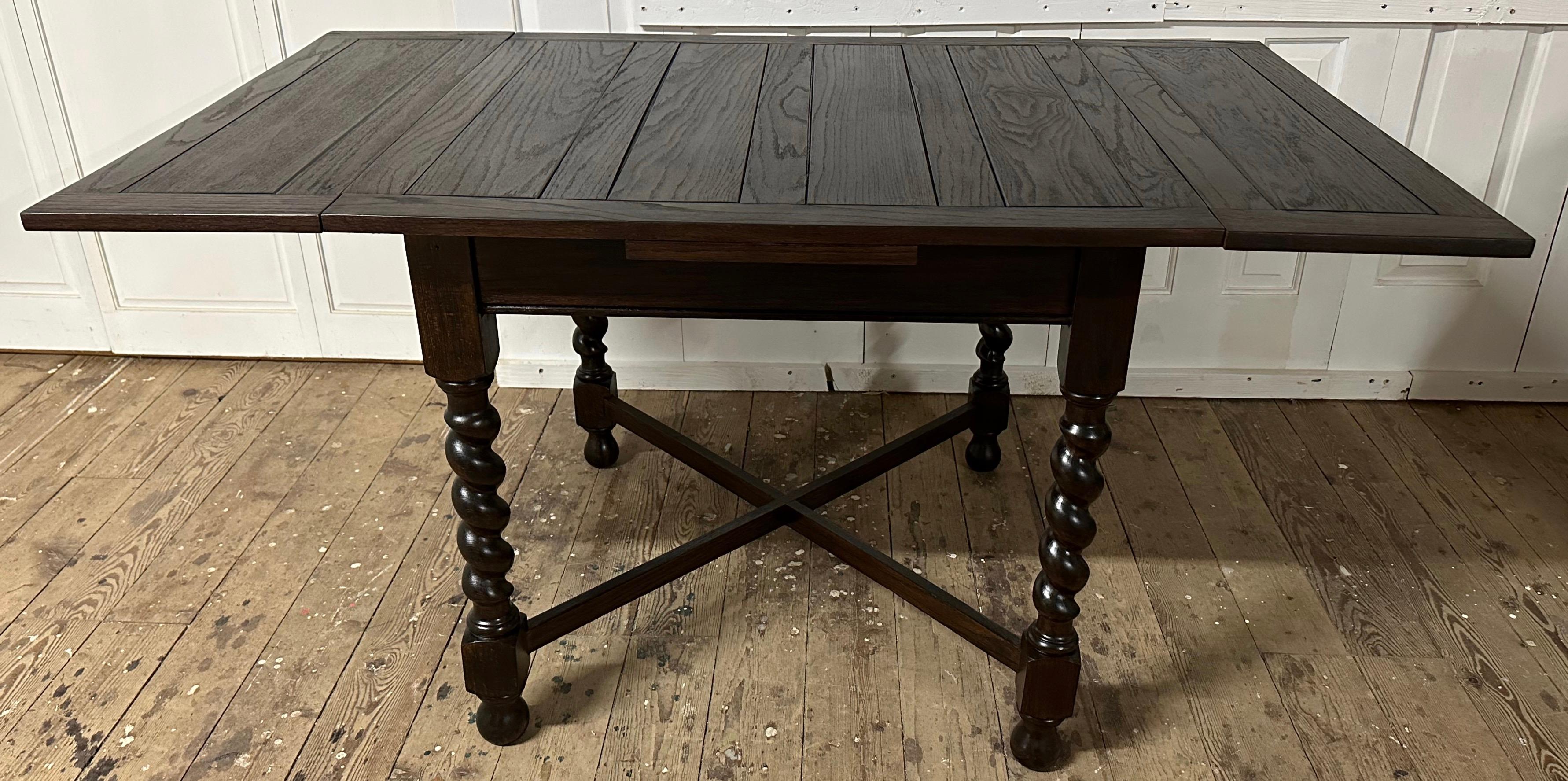 Antique French Louis XIII Style Draw Leaf Dining Table with Barley Twist Legs For Sale 6