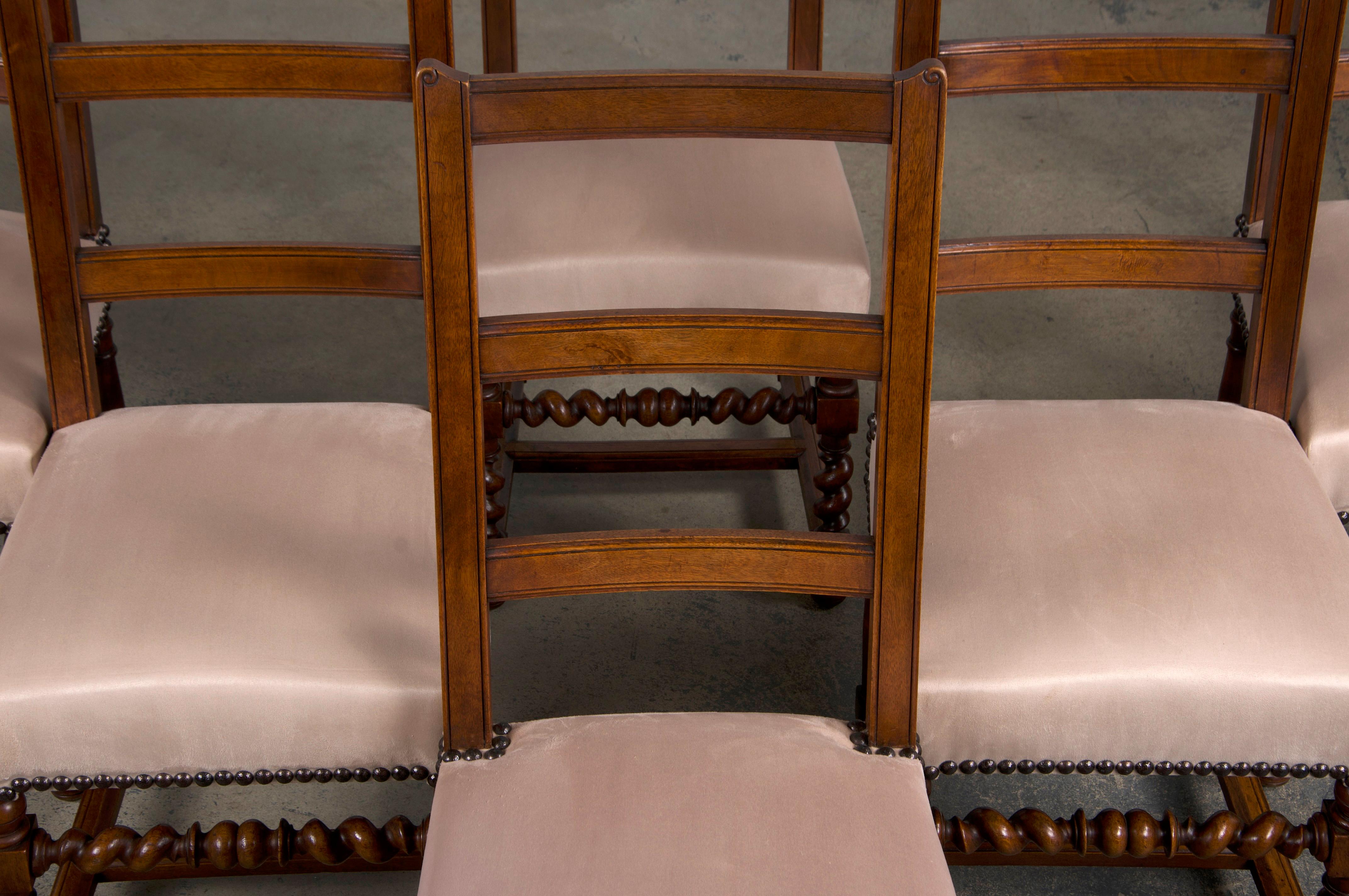 Antique French Louis XIII Style Ladder Back Walnut Dining Chairs - Set of 8 In Good Condition In Astoria, NY