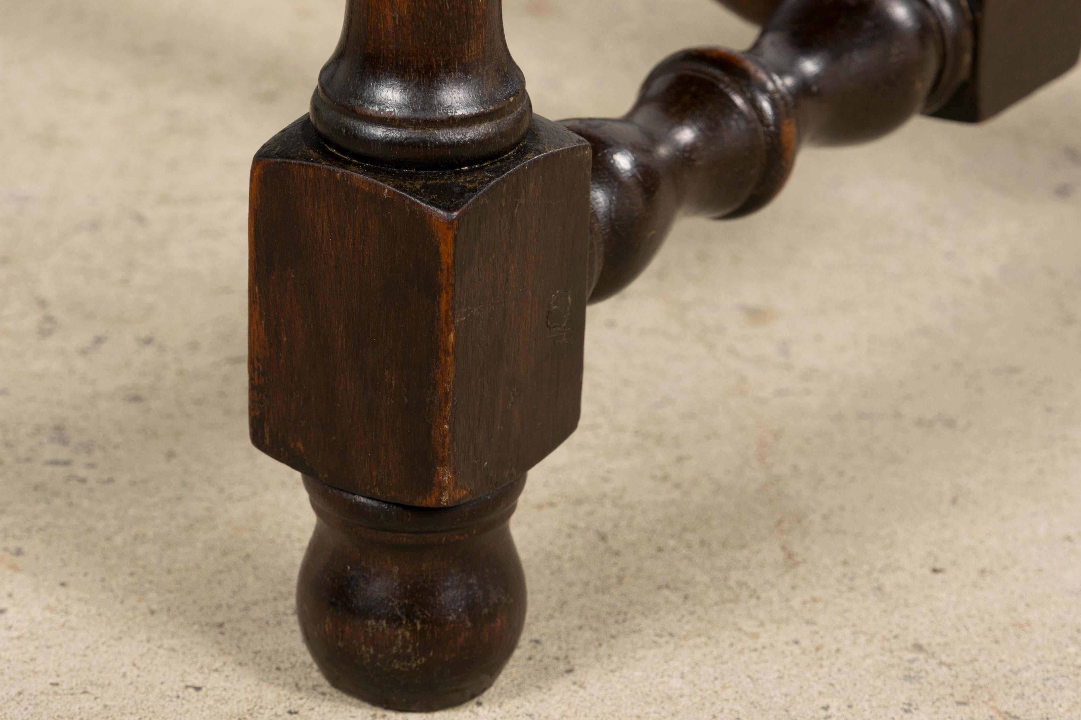 Antique French Louis XIII Style Maple Dining Chairs in Red Velvet - Set of 10 For Sale 7