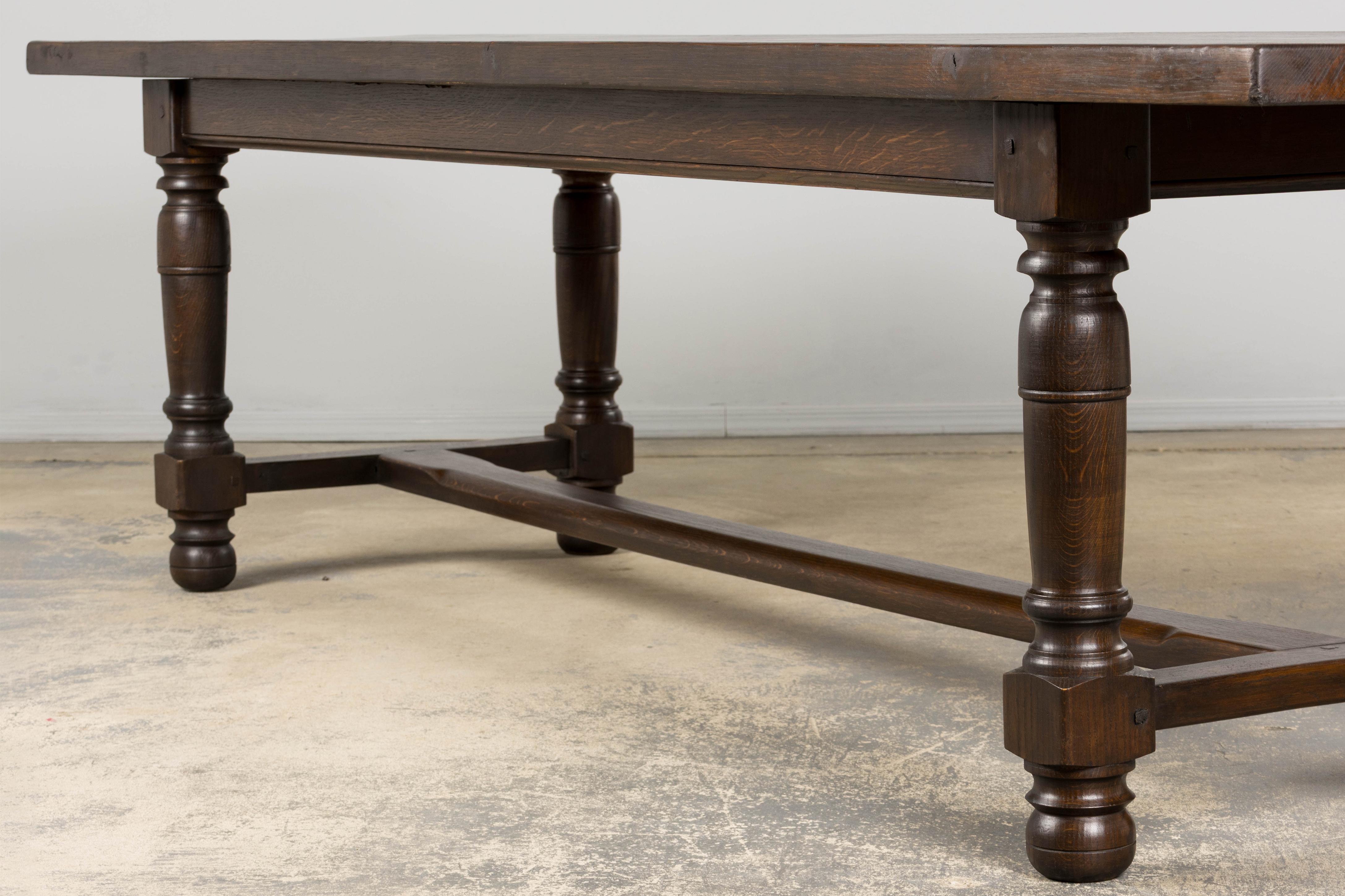 Antique Table de Réfectoire en Chêne de Style Louis XIII Français en vente 10
