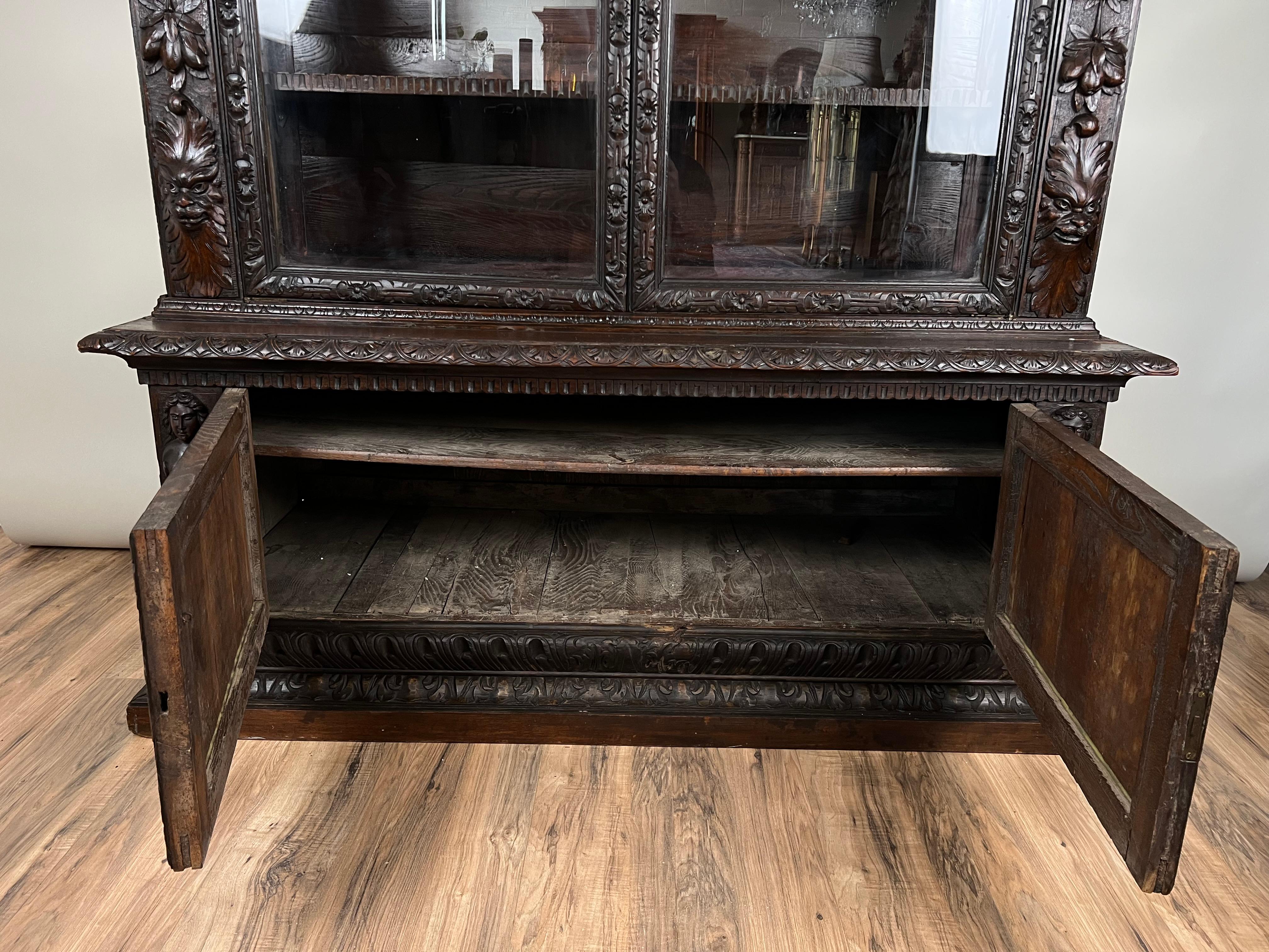 Antique French Louis XIII Style Renaissance Revival Kabinett c. Mitte 19. Jahrhundert im Angebot 9