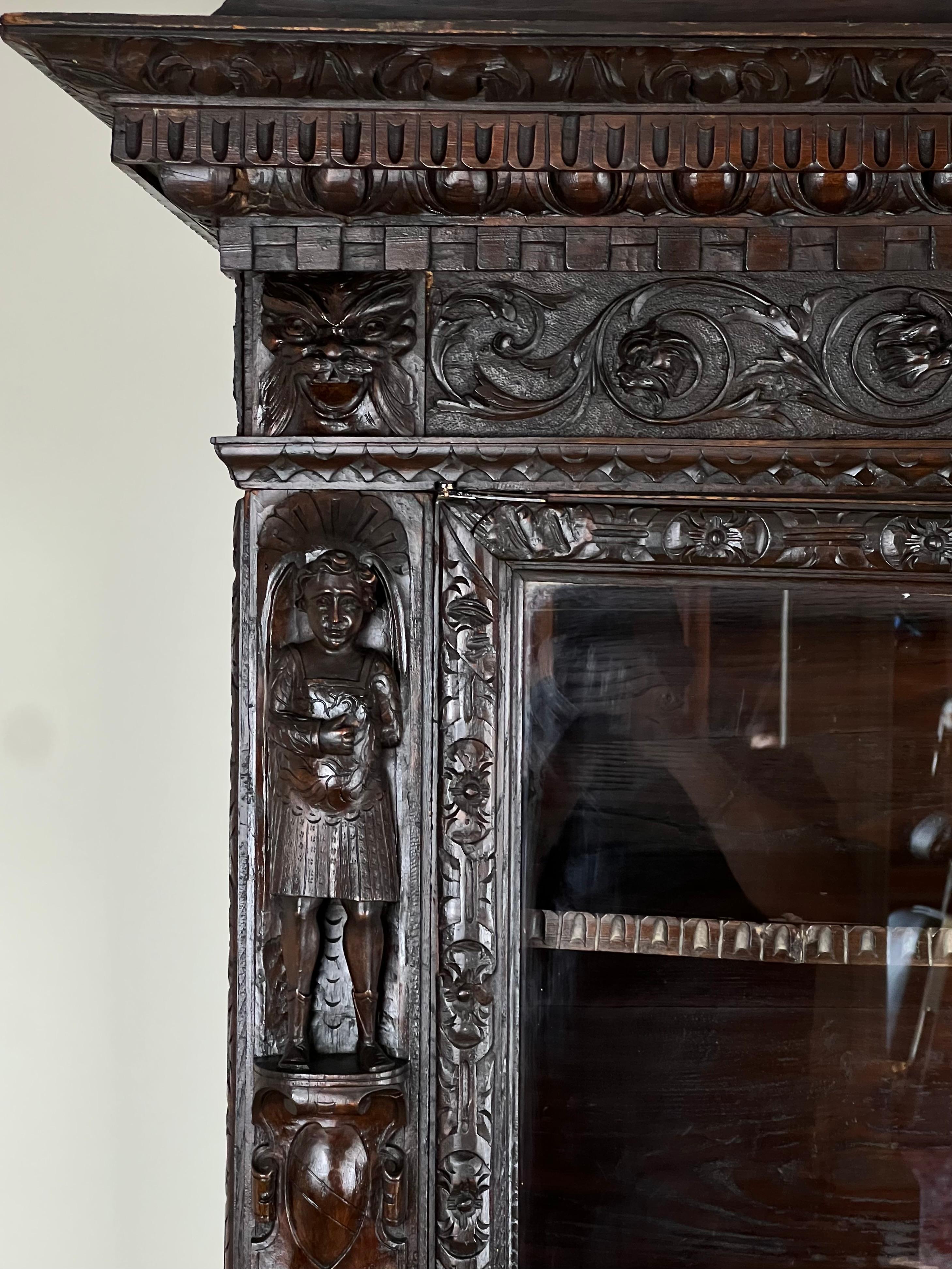 Antique French Louis XIII Style Renaissance Revival Kabinett c. Mitte 19. Jahrhundert im Angebot 1