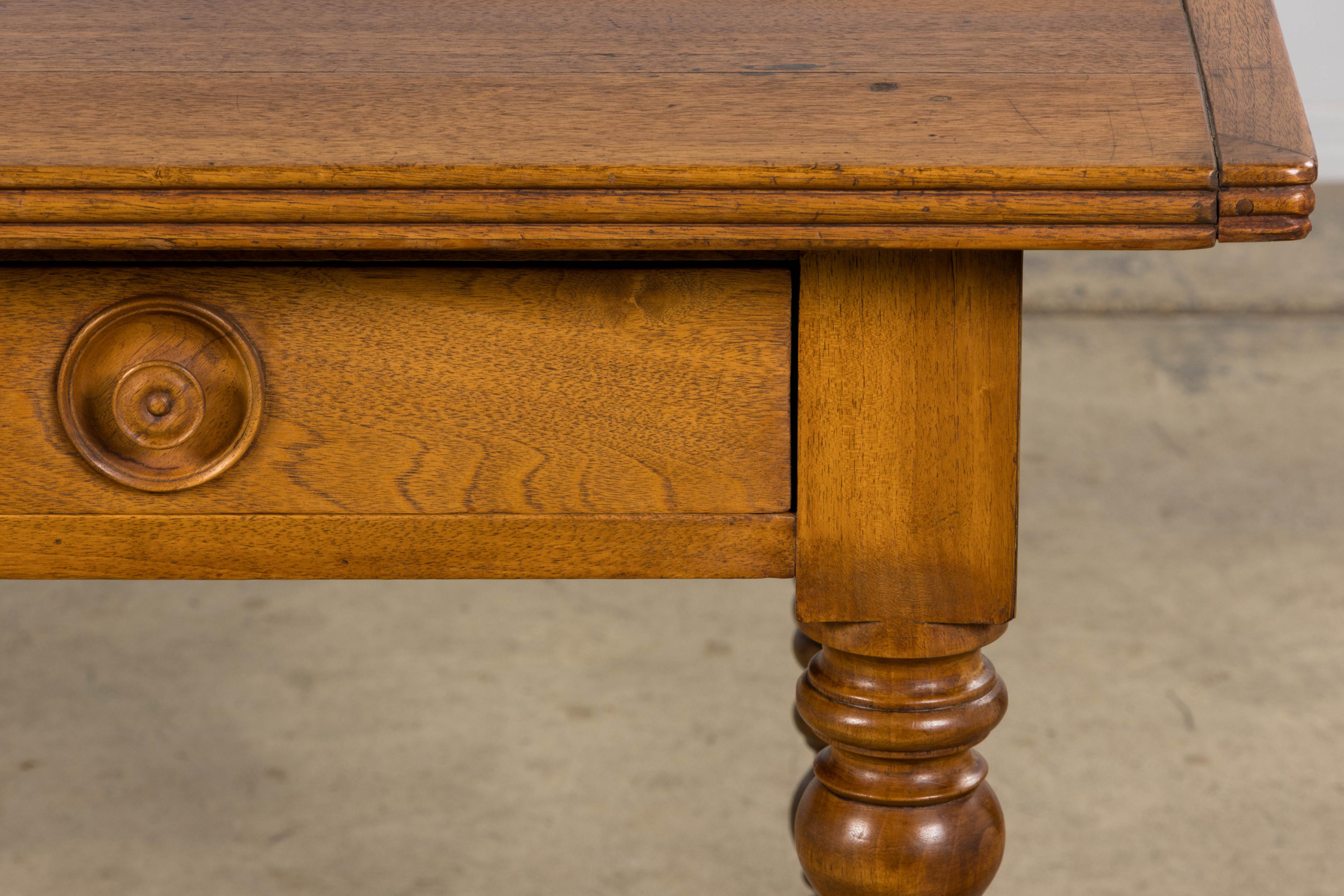 Noce Antique French Louis XIII Style Walnut Writing Desk in vendita