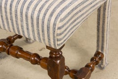 Antique French Louis XIII chaises de salle à manger en noyer à rayures taillées - Lot de 8