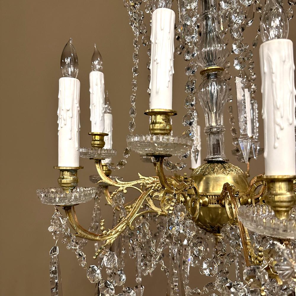 Lustre français ancien Louis XIV en laiton et cristal en vente 4