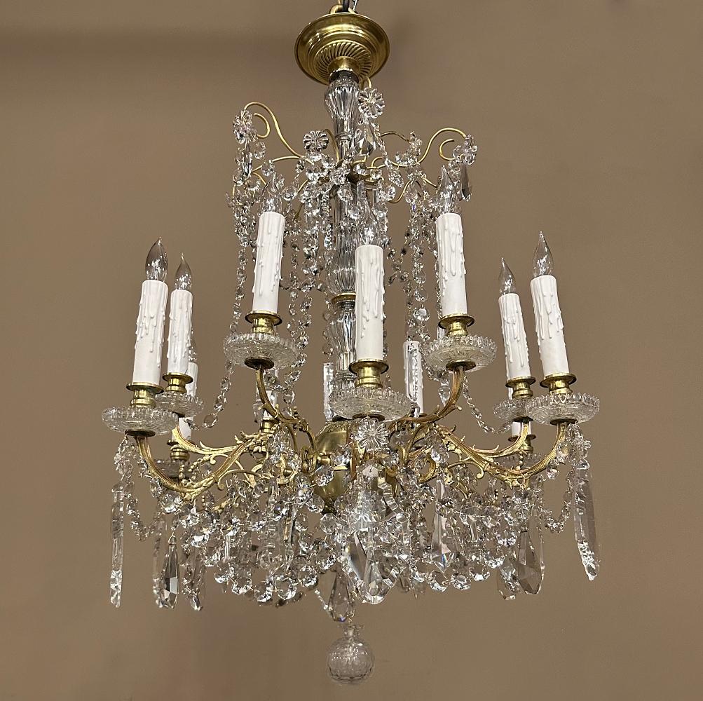 Fait main Lustre français ancien Louis XIV en laiton et cristal en vente