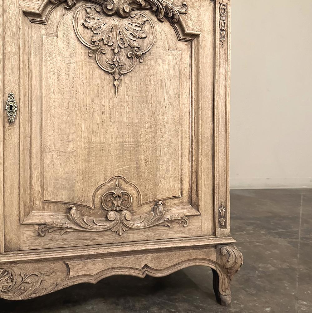 Antique French Louis XIV Buffet ~ Arcón de plata ~ Armario en venta 7