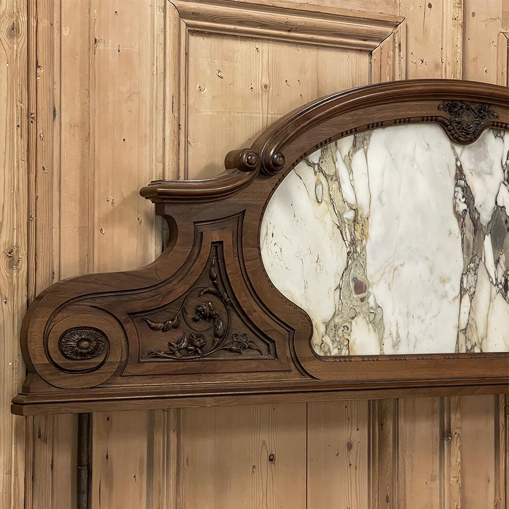Antique French Louis XIV Carved Walnut Wall Decoration with Marble Inset In Good Condition For Sale In Dallas, TX