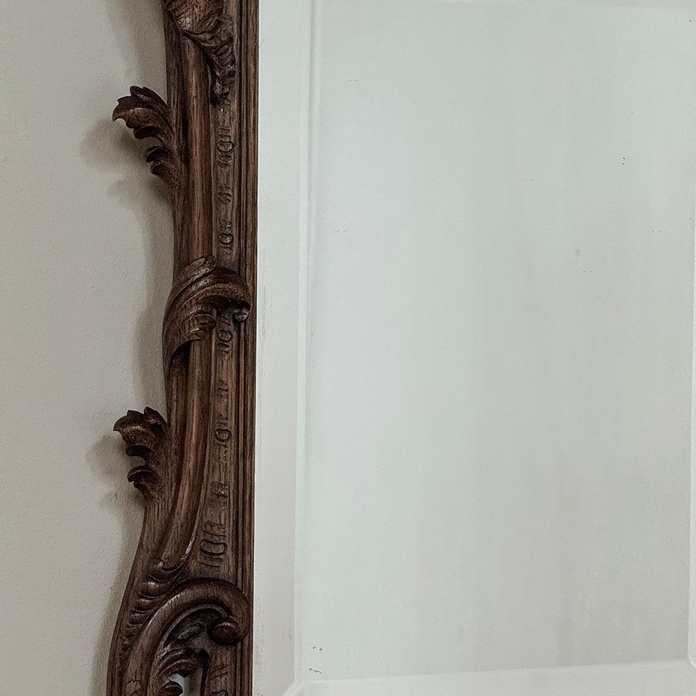 XX secolo Antique French Louis XIV Carved Wood Mirror (Specchio in legno intagliato) in vendita