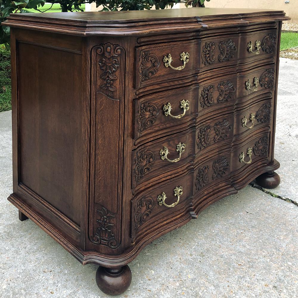 Antique French Louis XIV Commode or Chest of Drawers For Sale 5