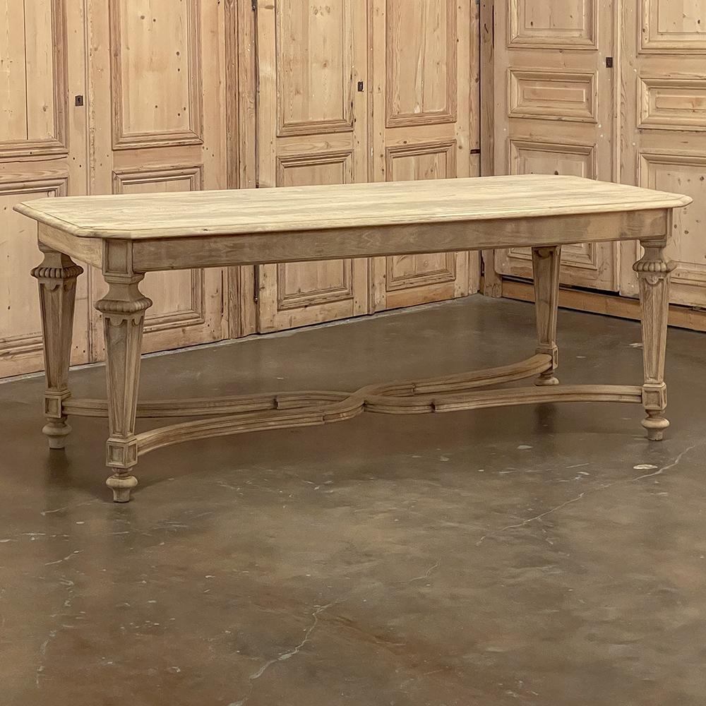 Antique French Louis XIV Dining Table in Stripped Oak 9