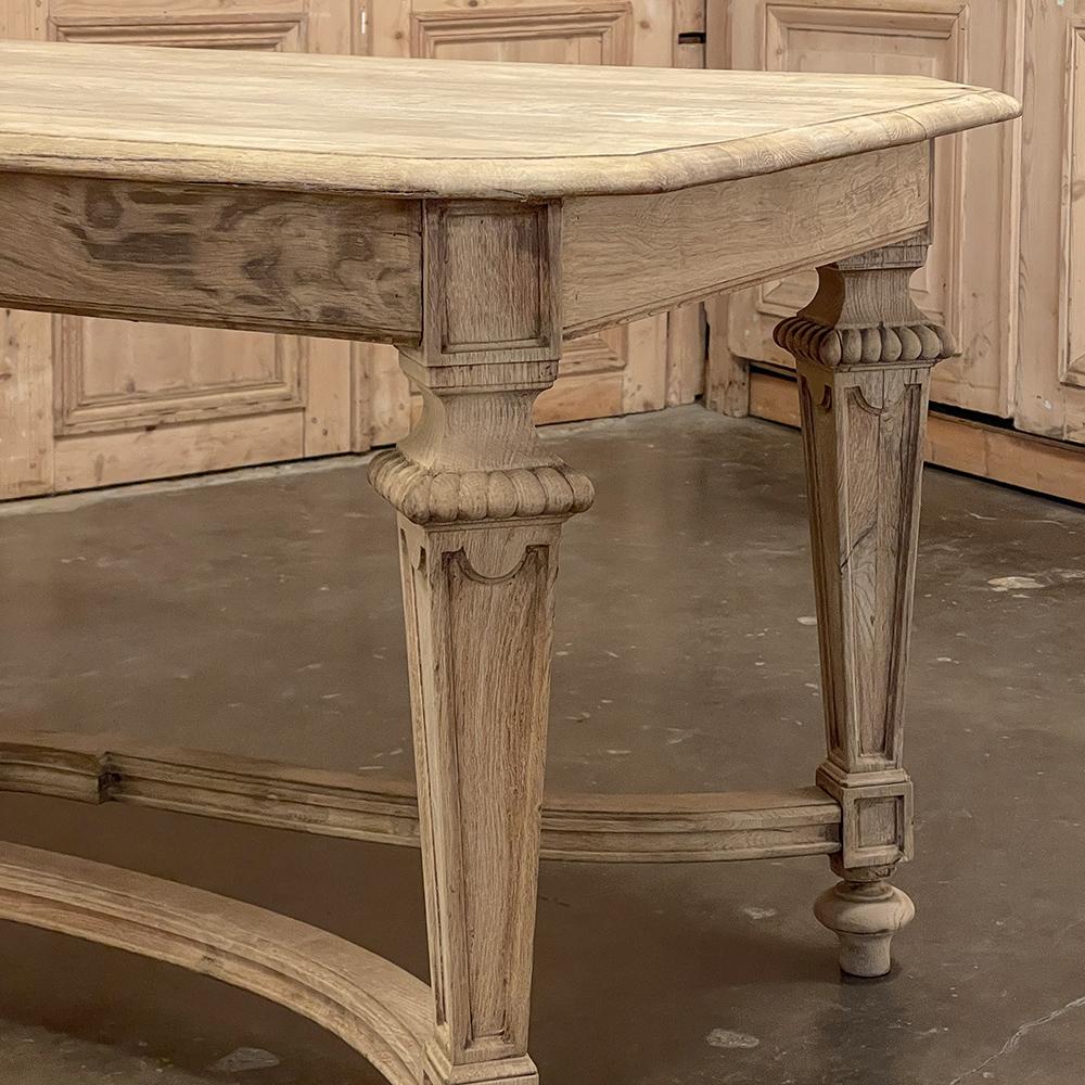 Antique French Louis XIV Dining Table in Stripped Oak 3