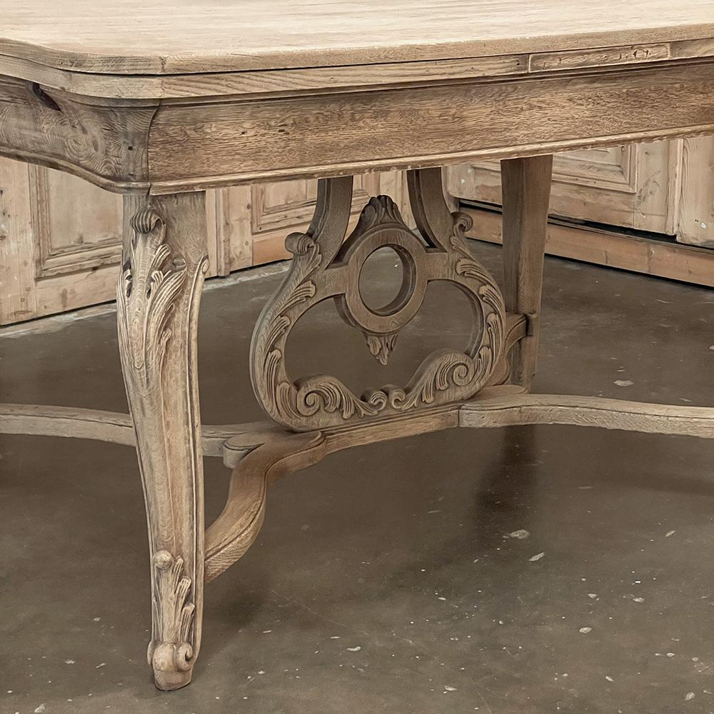 Antique French Louis XIV Draw Leaf Dining Table in Stripped Oak For Sale 6