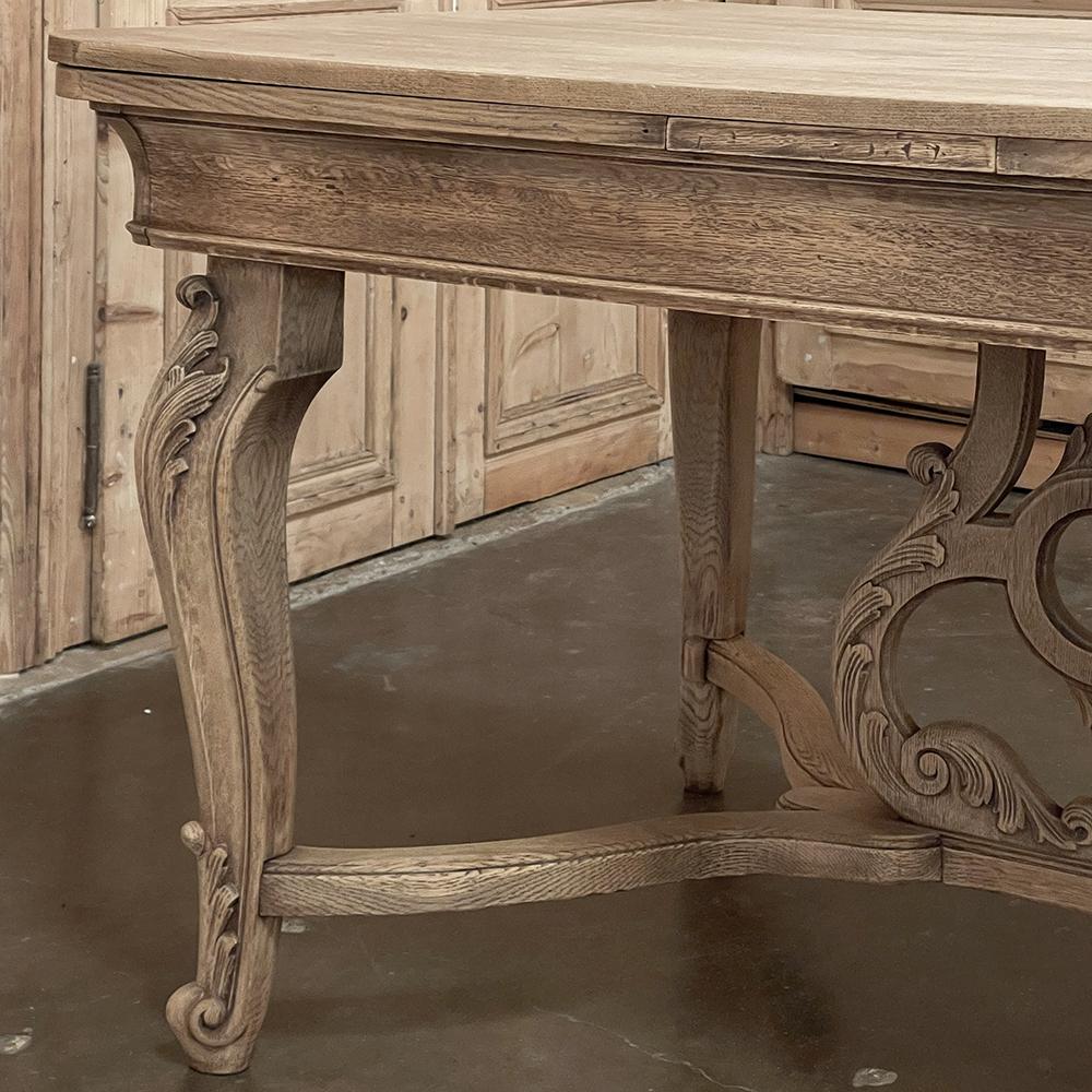 Antique French Louis XIV Draw Leaf Dining Table in Stripped Oak For Sale 9