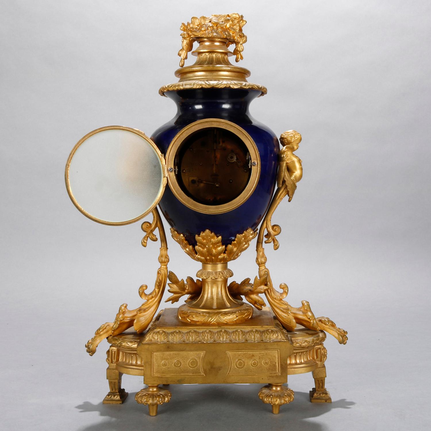 Antique French Louis XIV Figural Gilt Bronze and Porcelain Mantle Clock In Good Condition In Big Flats, NY