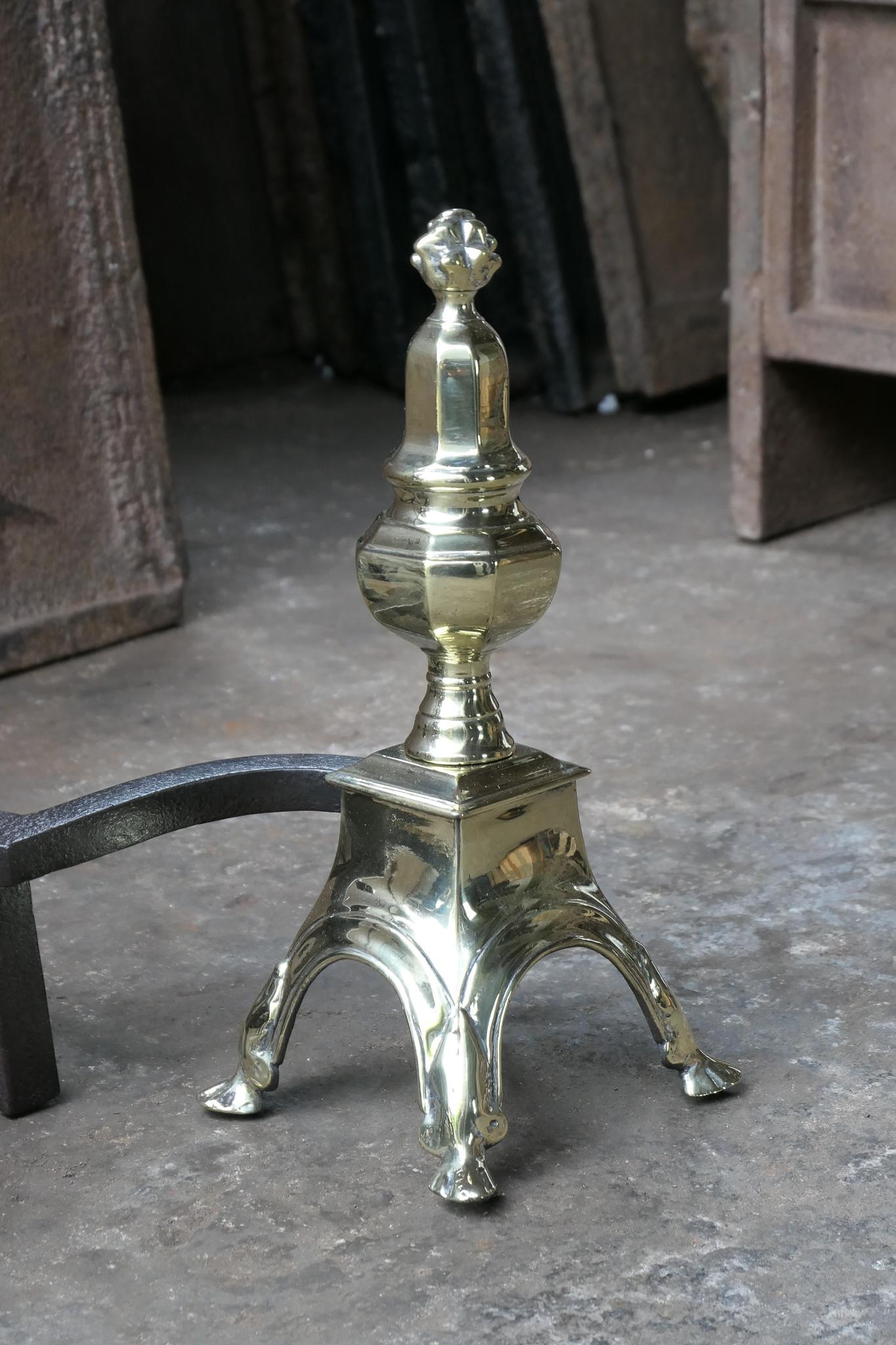 Antiker französischer Louis XIV.-Kaminrost, Kaminrost, 17. Jahrhundert im Angebot 2