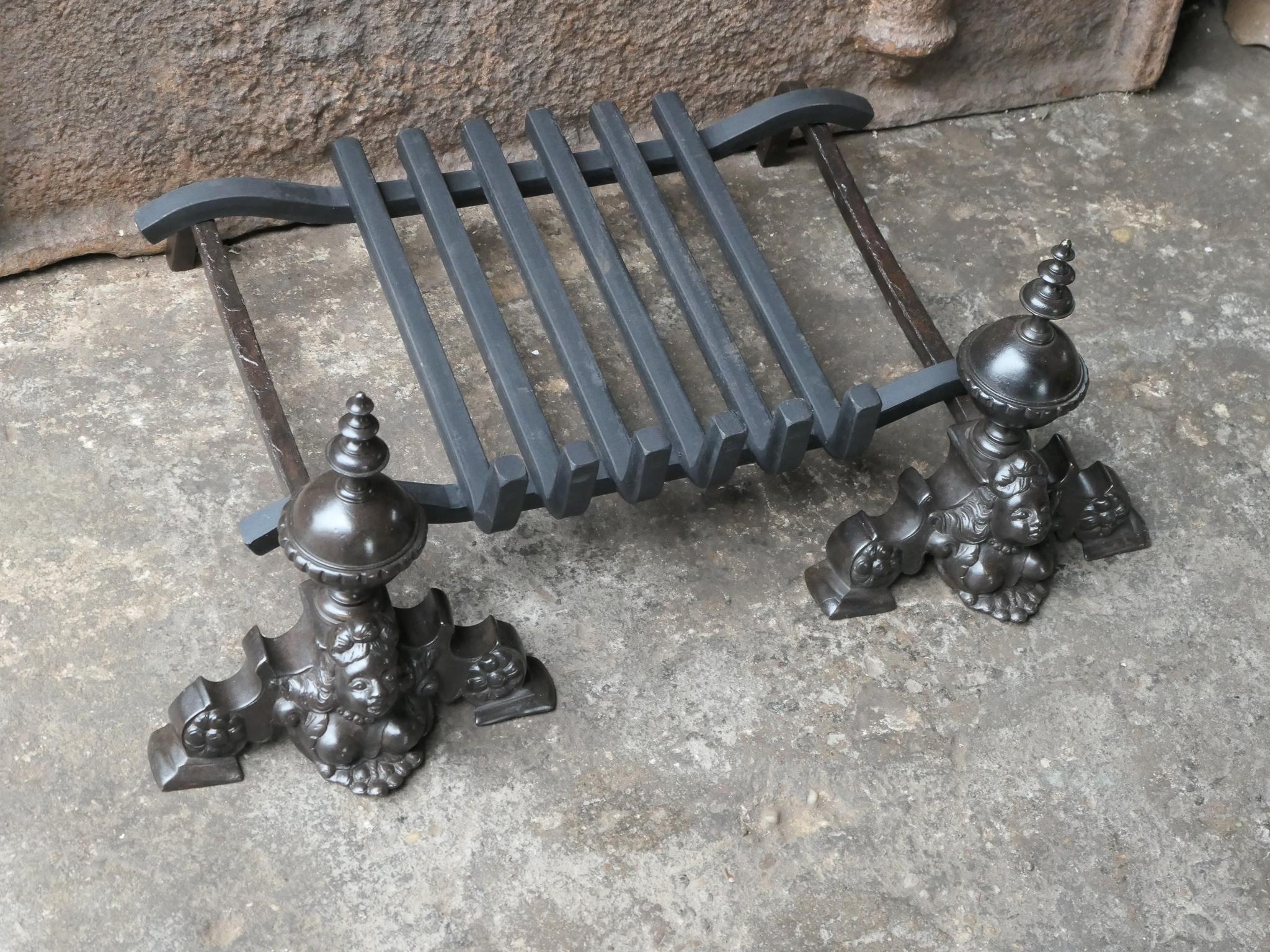 Antique French Louis XIV Fireplace Grate, 17th Century For Sale 1