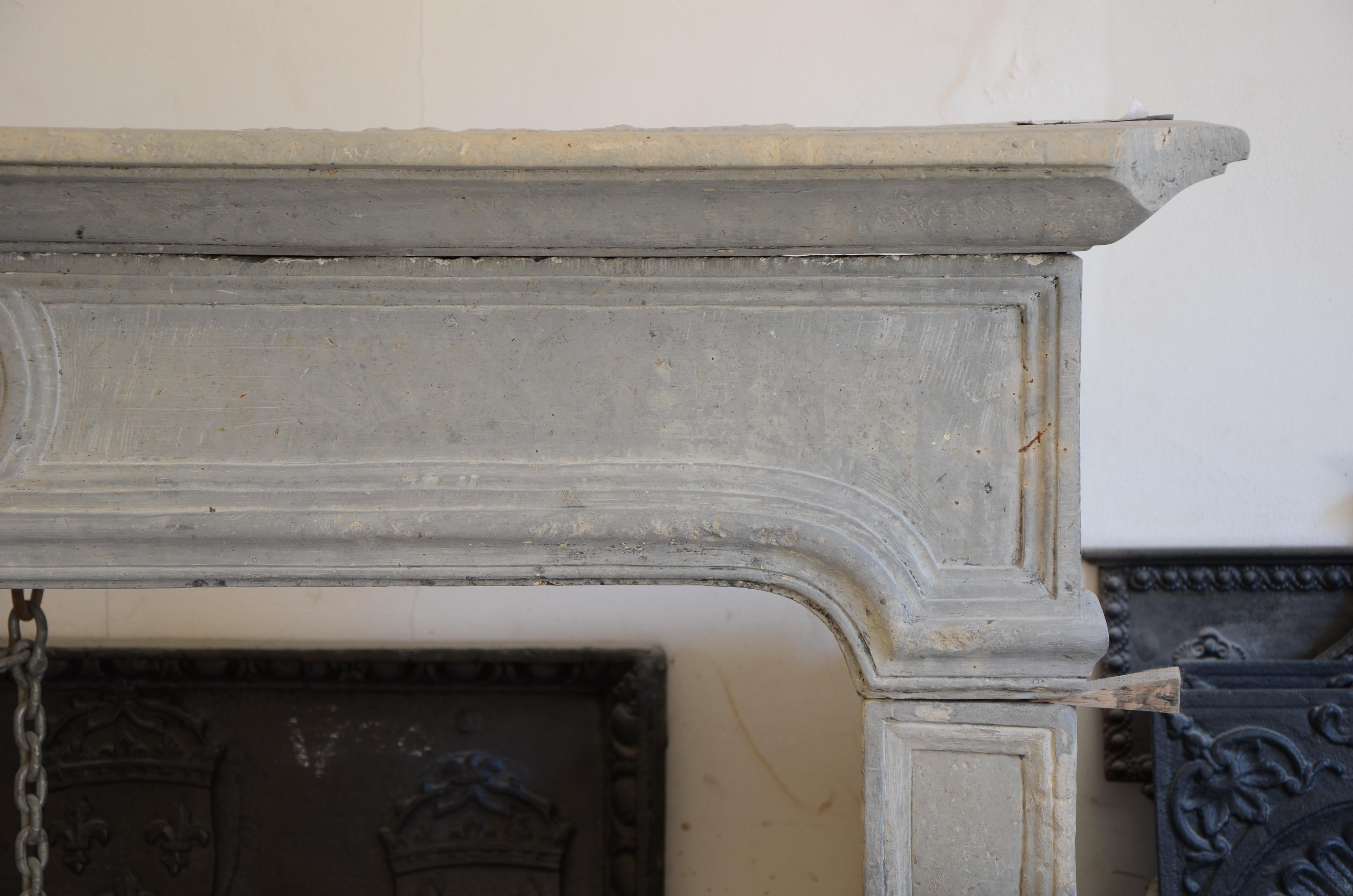 Antique French Louis XIV Fireplace Mantel, 18th Century 9