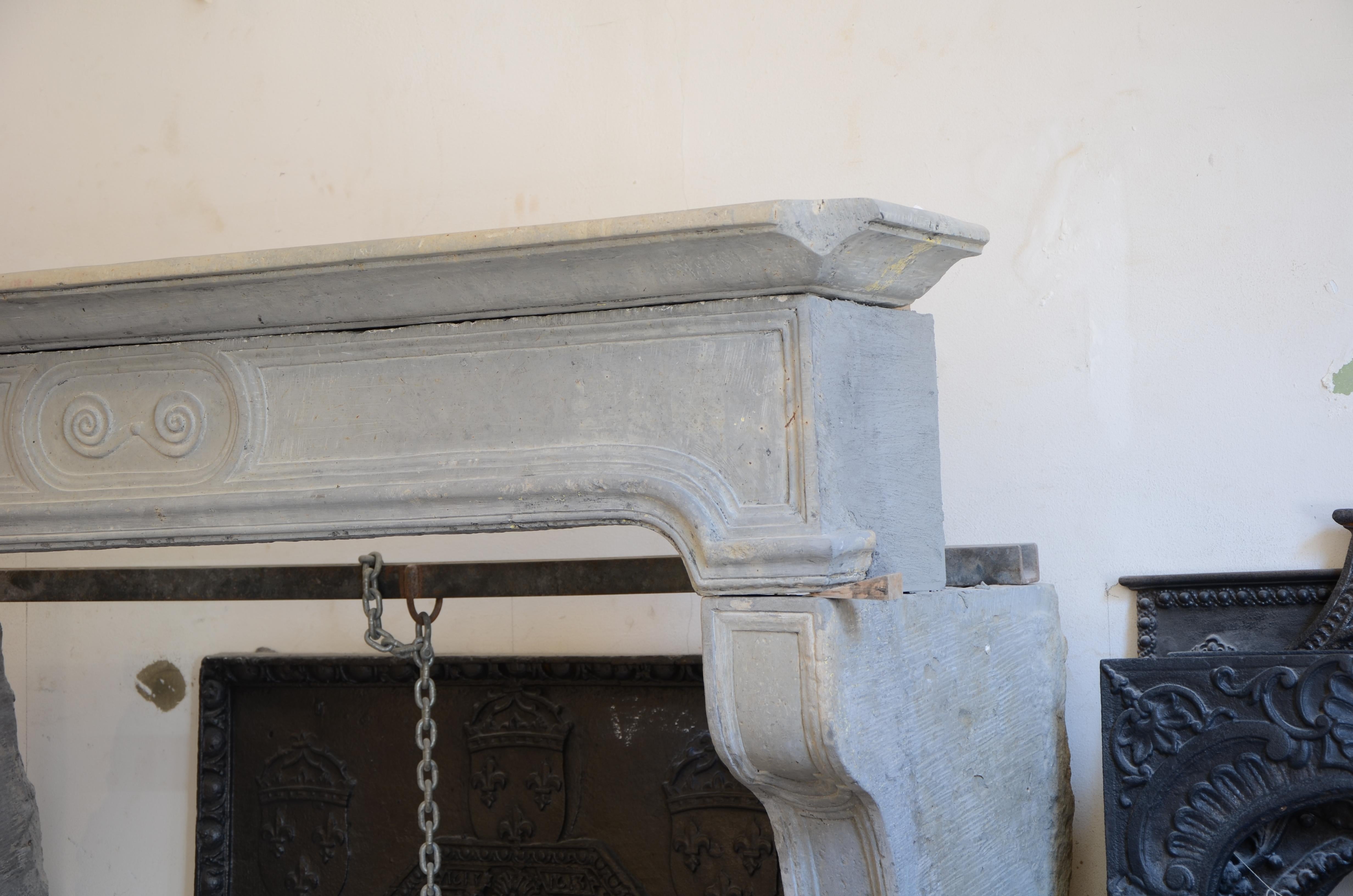 Antique French Louis XIV Fireplace Mantel, 18th Century 3