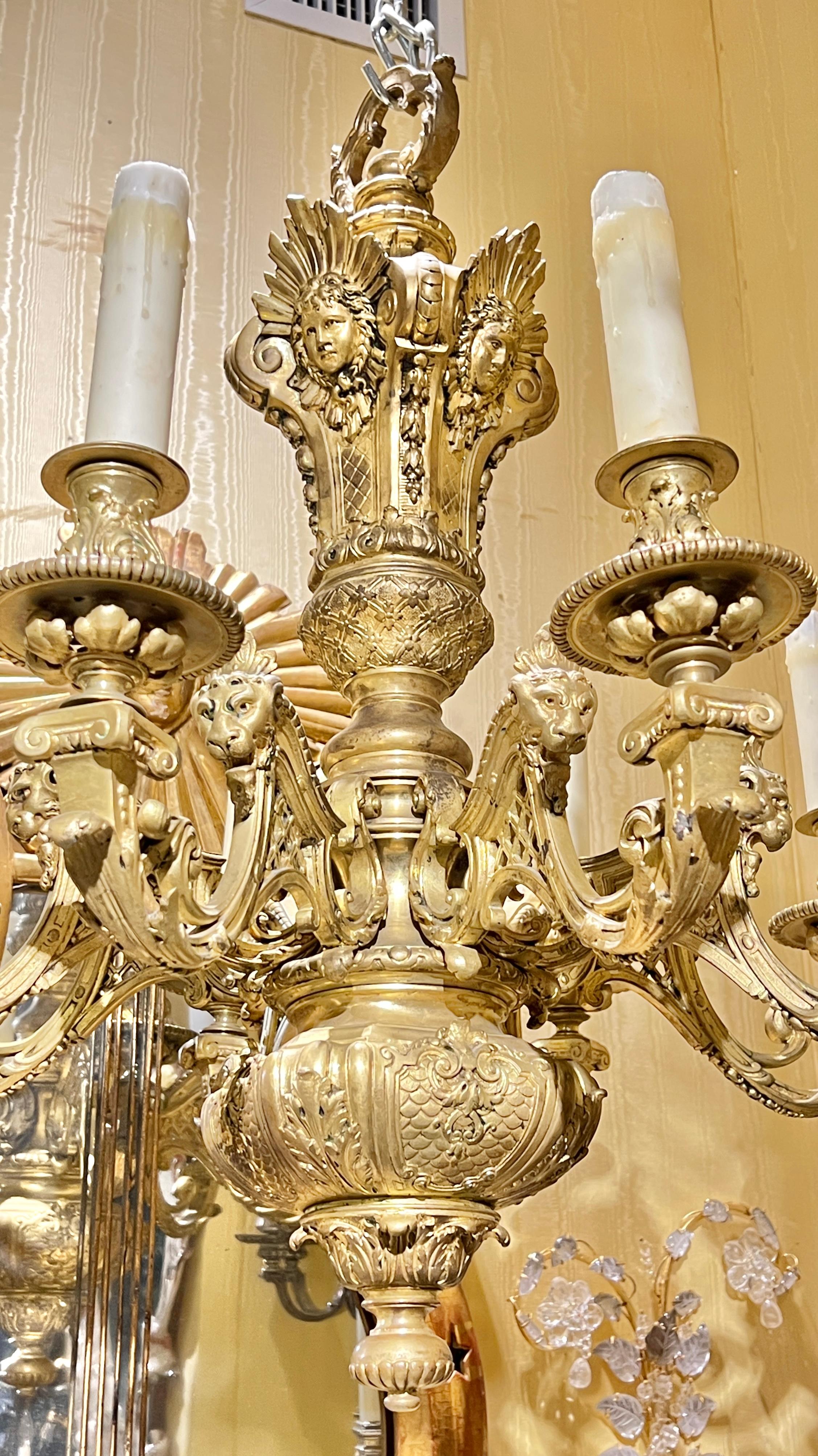 Antique French Louis XIV Gilt Bronze 8-Light Chandelier In Good Condition For Sale In New York, NY