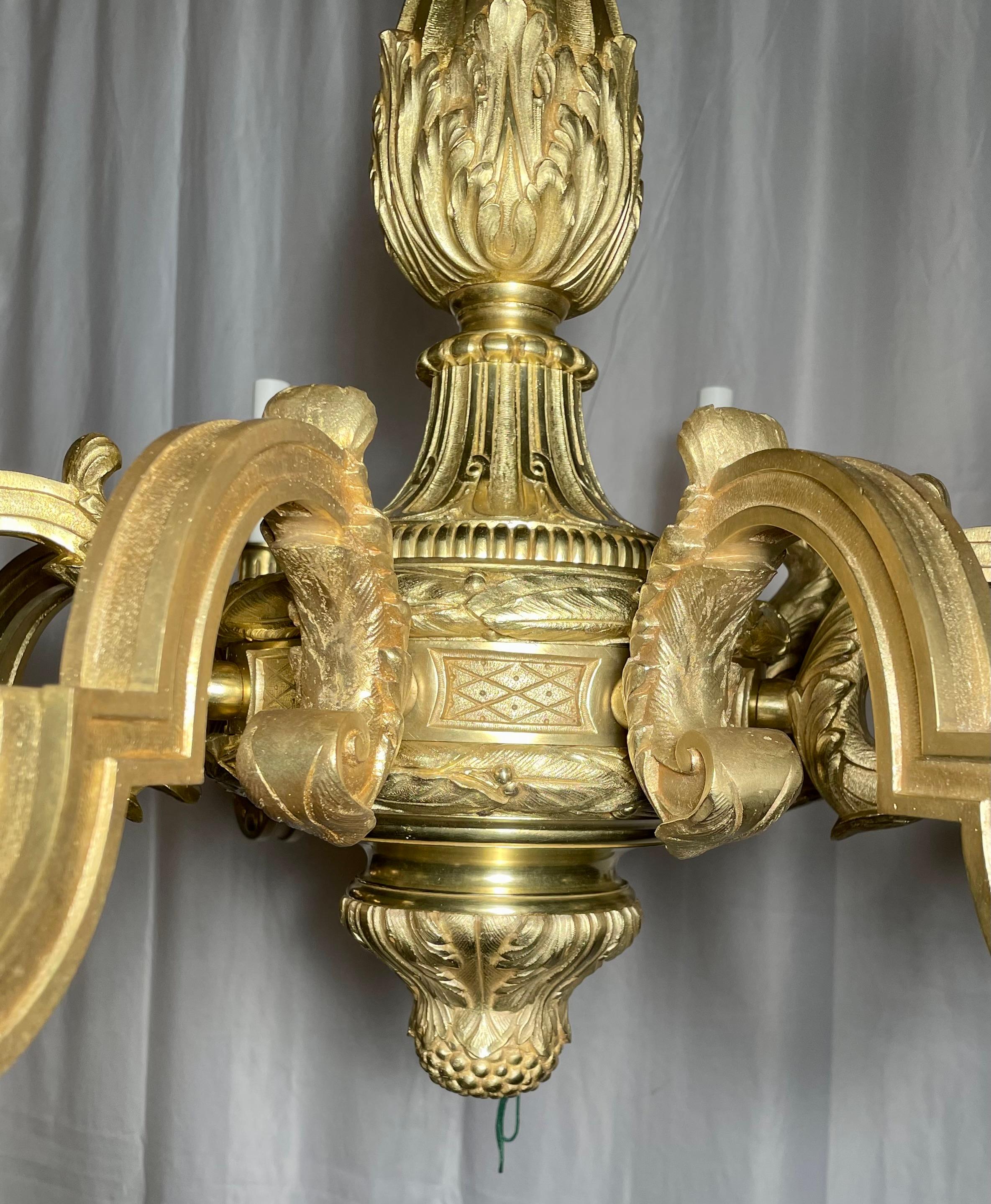 Antique French Louis XIV Gold Bronze Chandelier, Circa 1900 In Good Condition For Sale In New Orleans, LA
