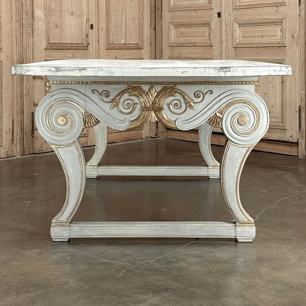 Antique French Mesa de Comedor Pintada Luis XIV en venta 6