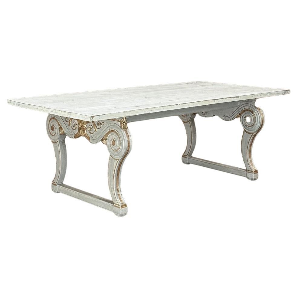 Antique French Mesa de Comedor Pintada Luis XIV en venta