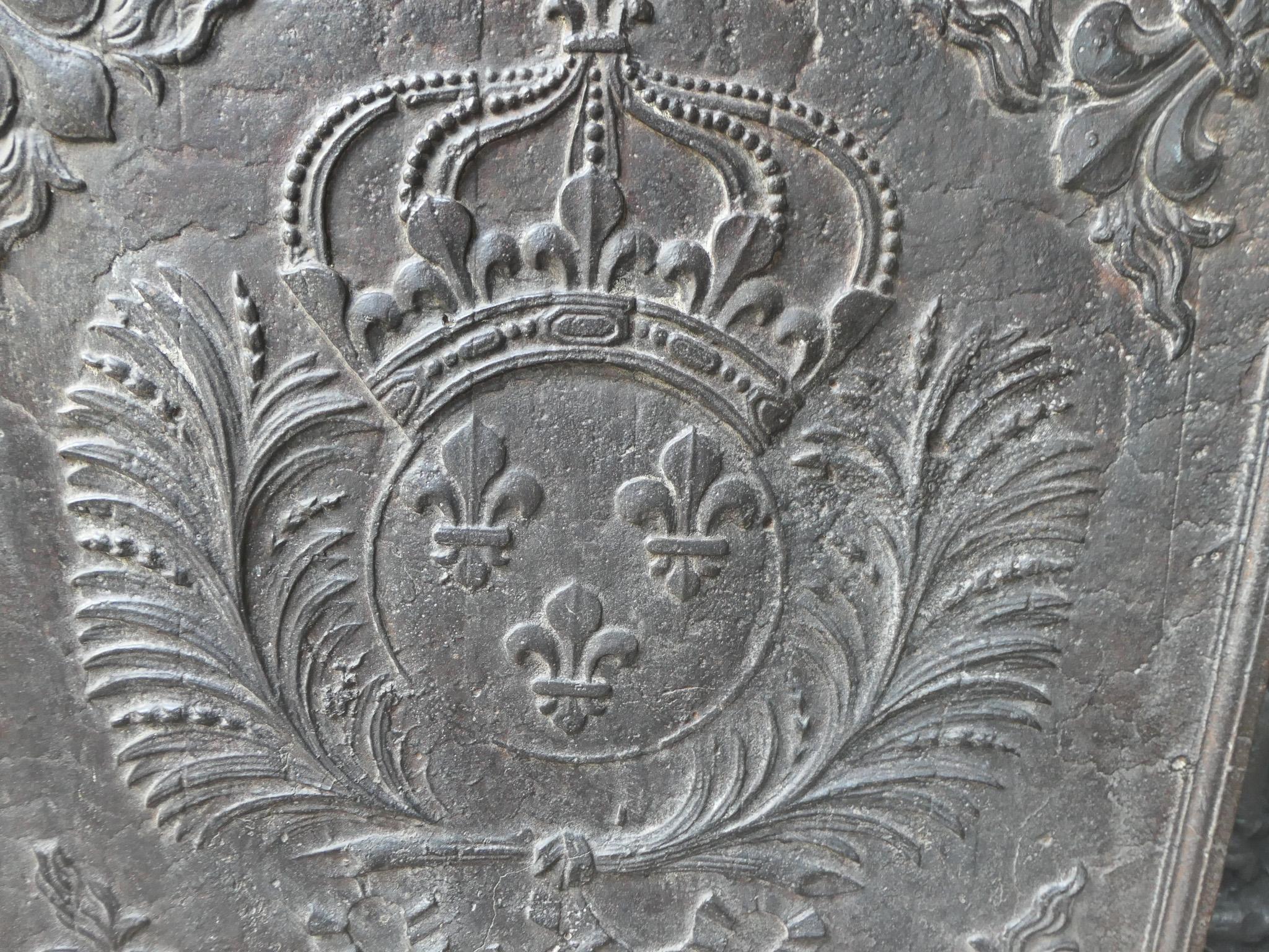 Plaque de cheminée française ancienne d'époque Louis XIV « Arms of France » en vente 1