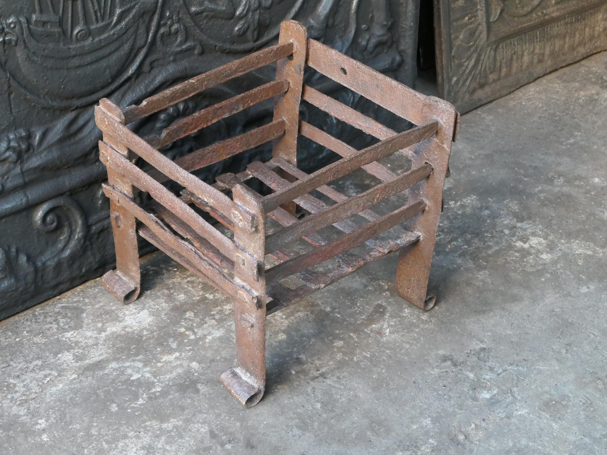 Antique French Louis XIV Period Fireplace Grate, 17th Century For Sale 2