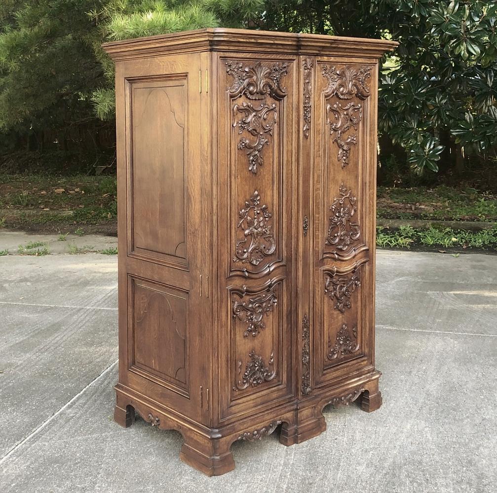 Hand-Crafted Antique French Louis XIV Petit Armoire, Bonnetiere