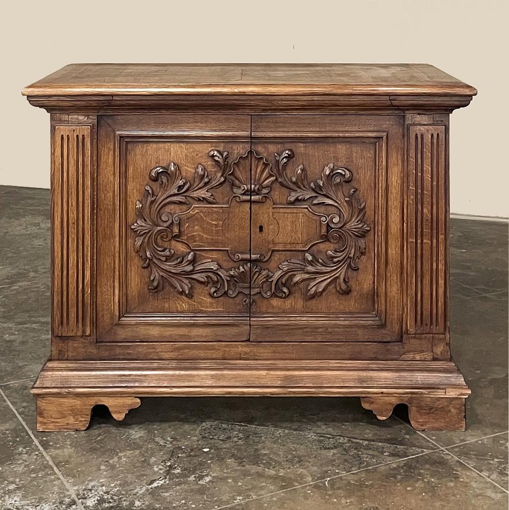Hand-Crafted Antique French Louis XIV Petit Buffet, Confiturier For Sale