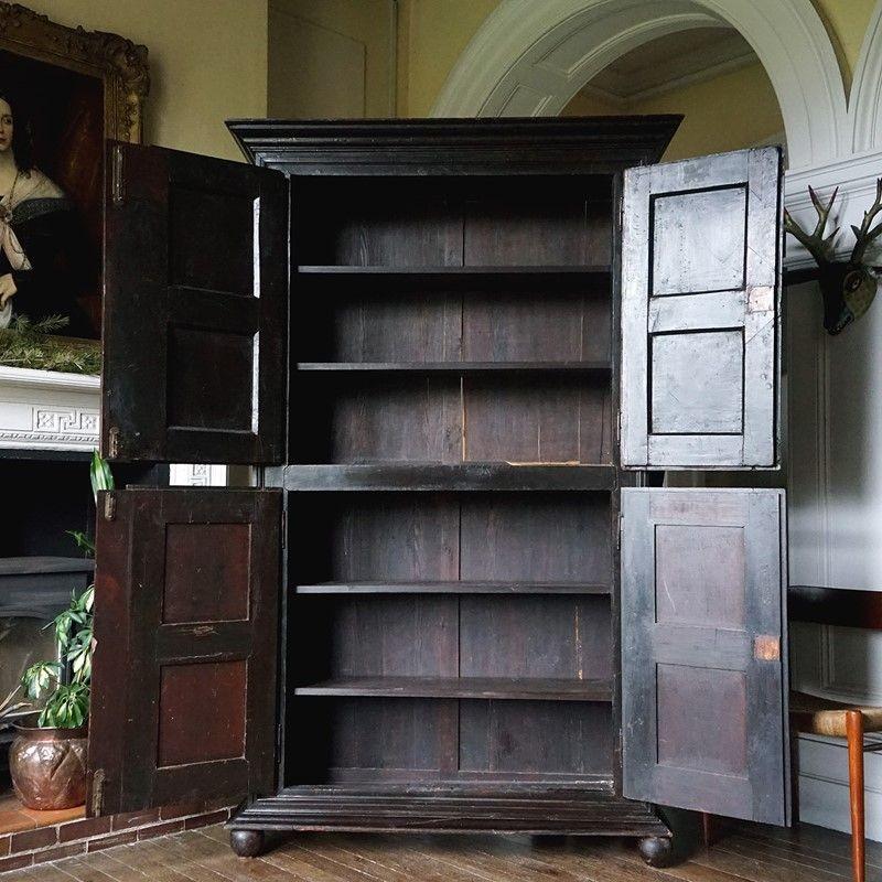 Antique French Louis XIV Provincial Chestnut Cupboard, 17th Century 1