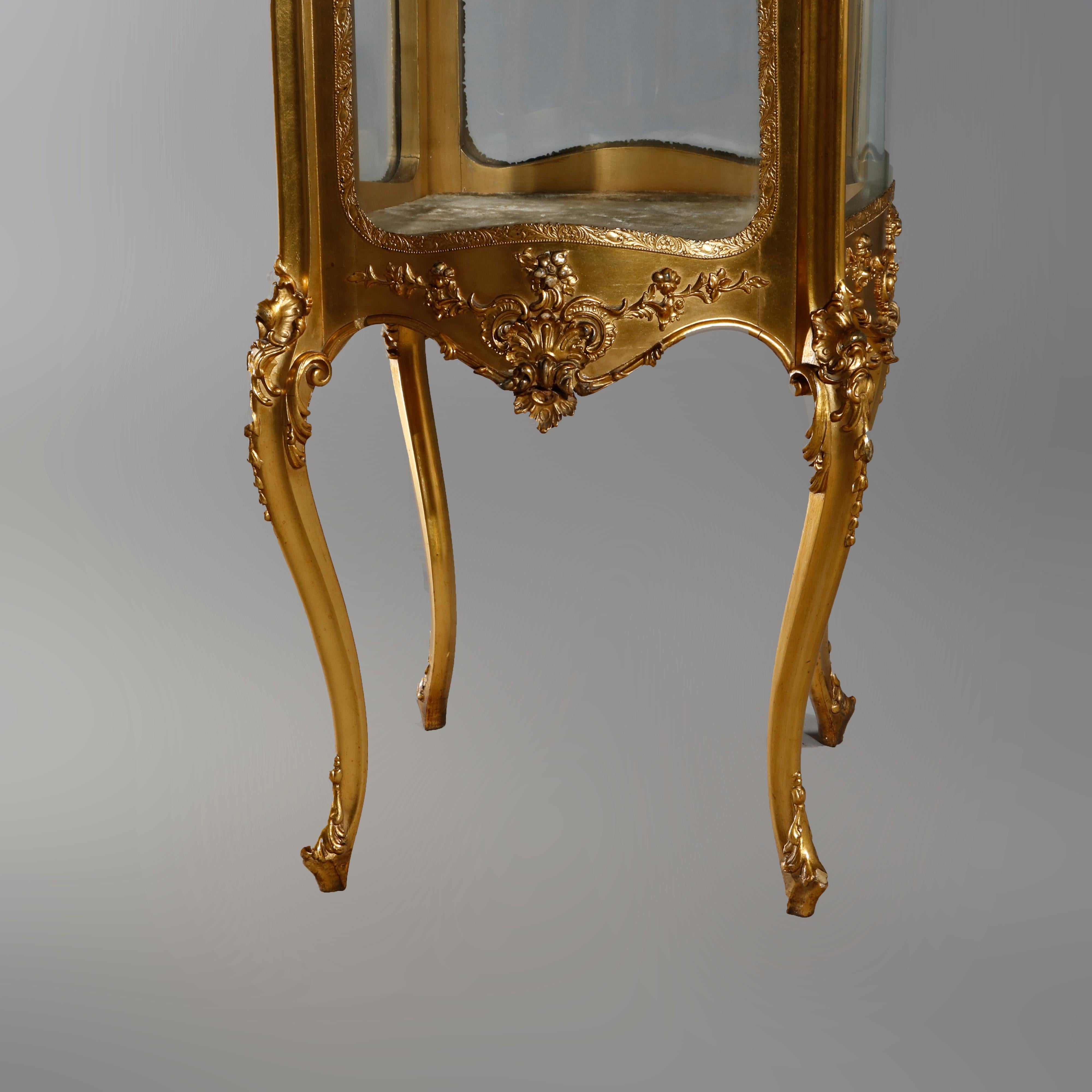 Antique French Louis XIV Serpentine Giltwood Vitrine, circa 1890 10