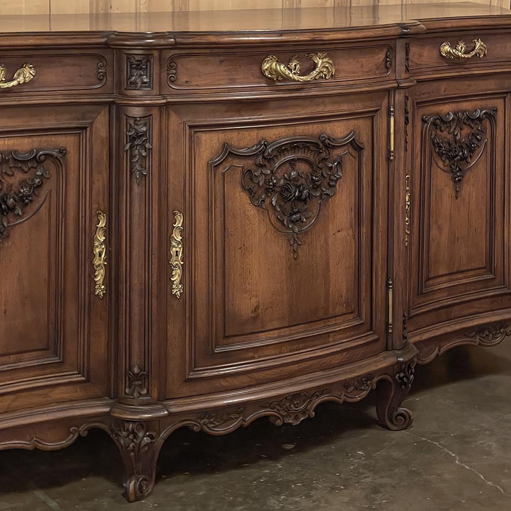 Antique French Louis XIV Serpentine Walnut Buffet For Sale 6
