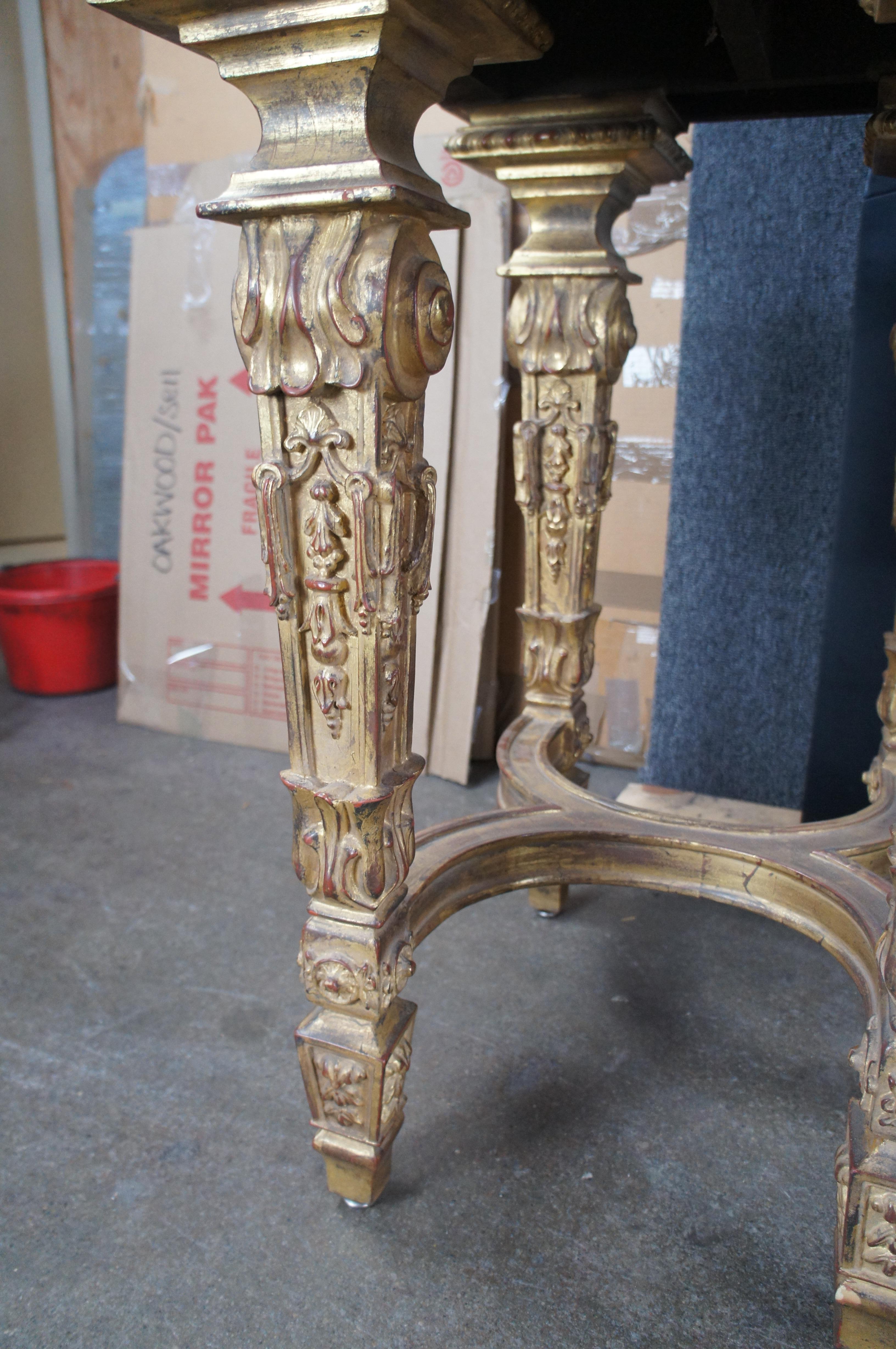 Ancienne table console française de style Louis XIV en bois doré sculpté et encadrée de 76 pouces en vente 5