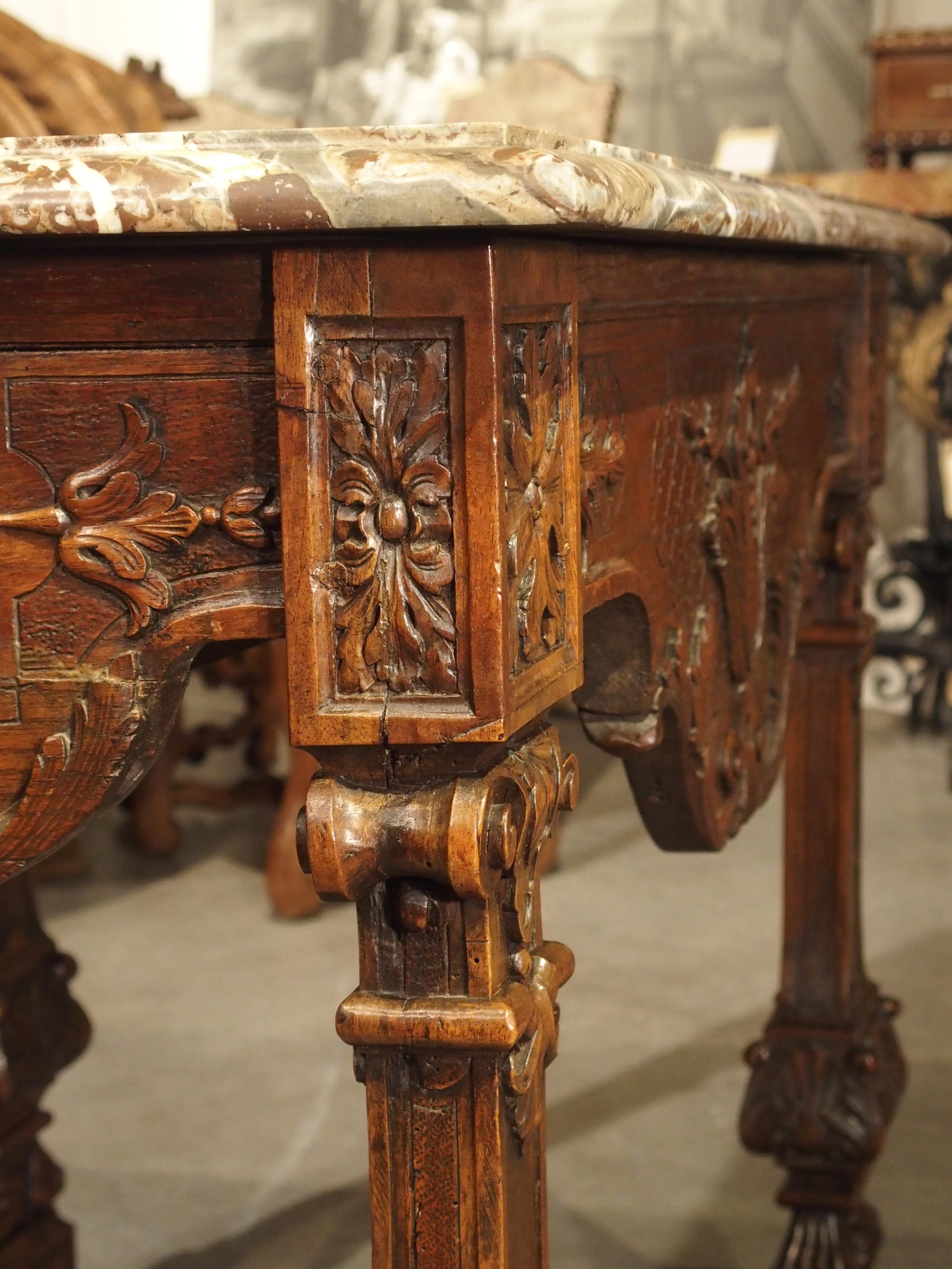 Antigua Mesa Gibier Francesa Estilo Luis XIV en Roble Tallado, circa 1870 Francés en venta
