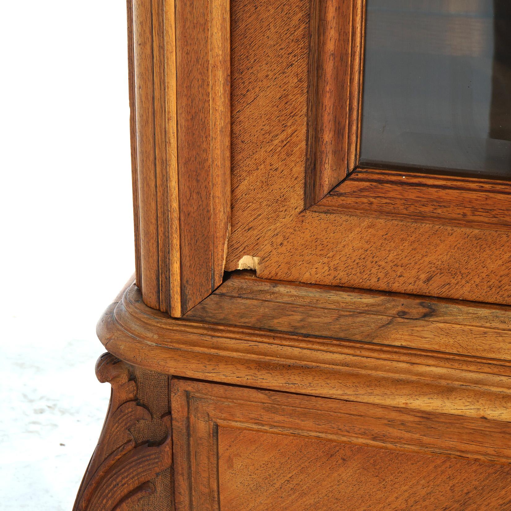 Ancienne armoire de curiosité à deux portes en bois de roi de style Louis XIV C1900 en vente 11