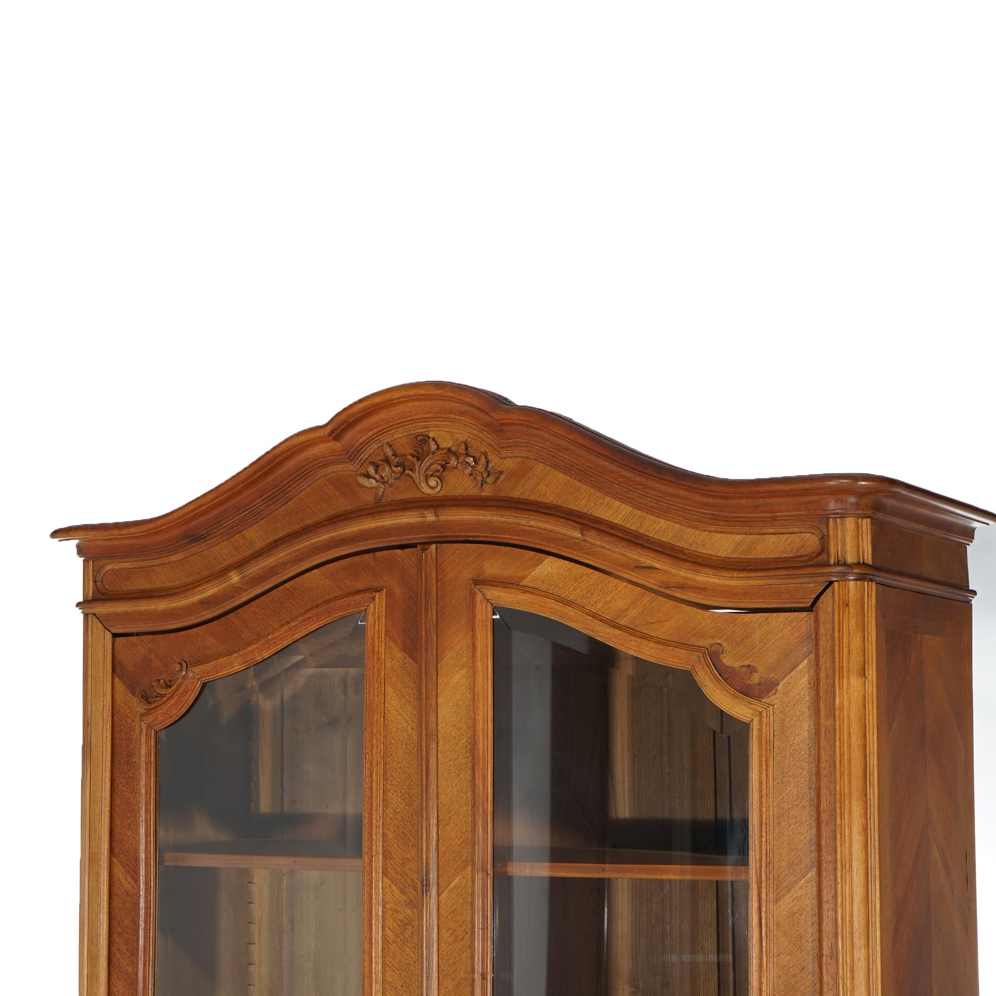 Ancienne armoire de curiosité à deux portes en bois de roi de style Louis XIV C1900 en vente 1