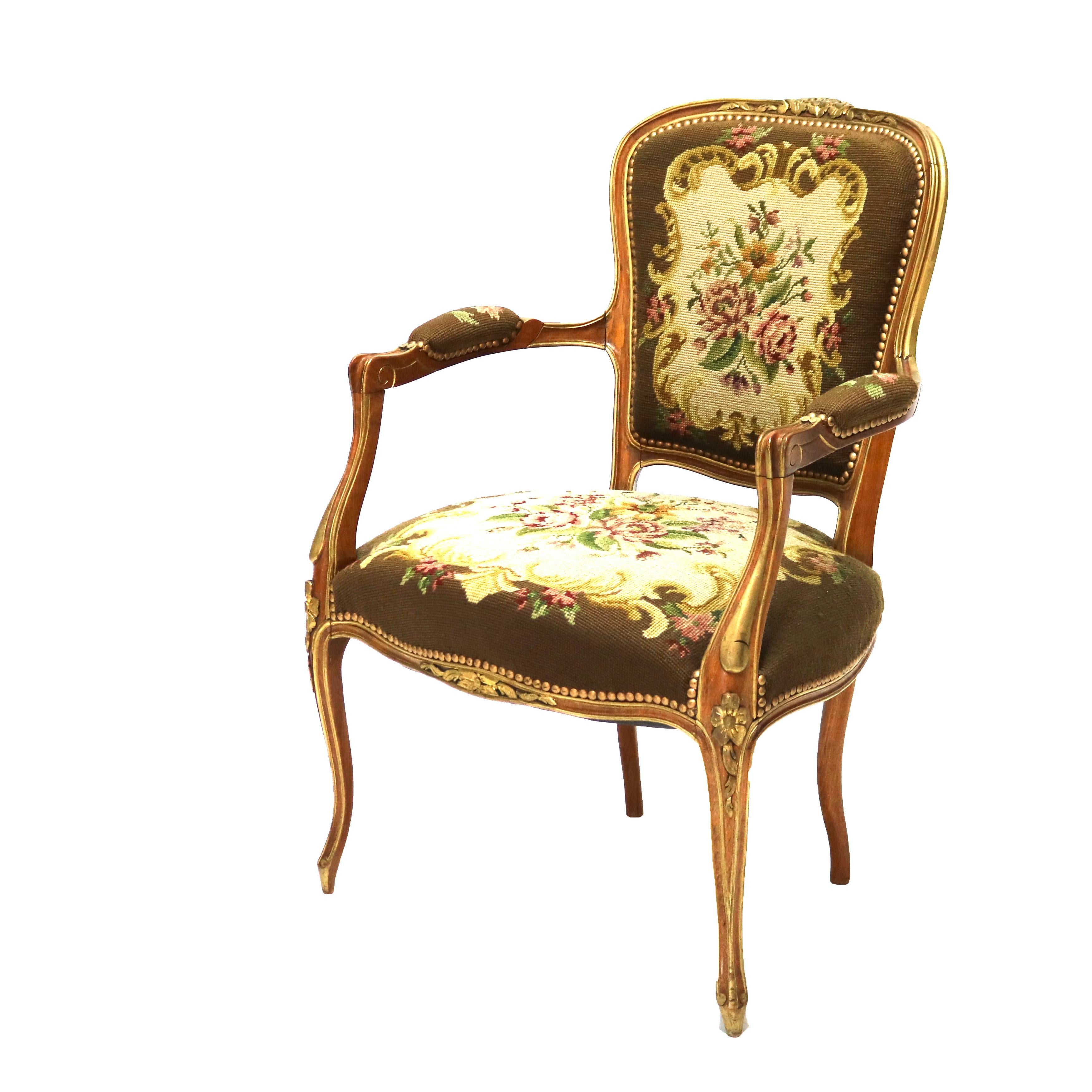 Chaise ancienne de style Louis XIV en noyer doré et tapisserie florale C1920

Mesures - 34 3/4