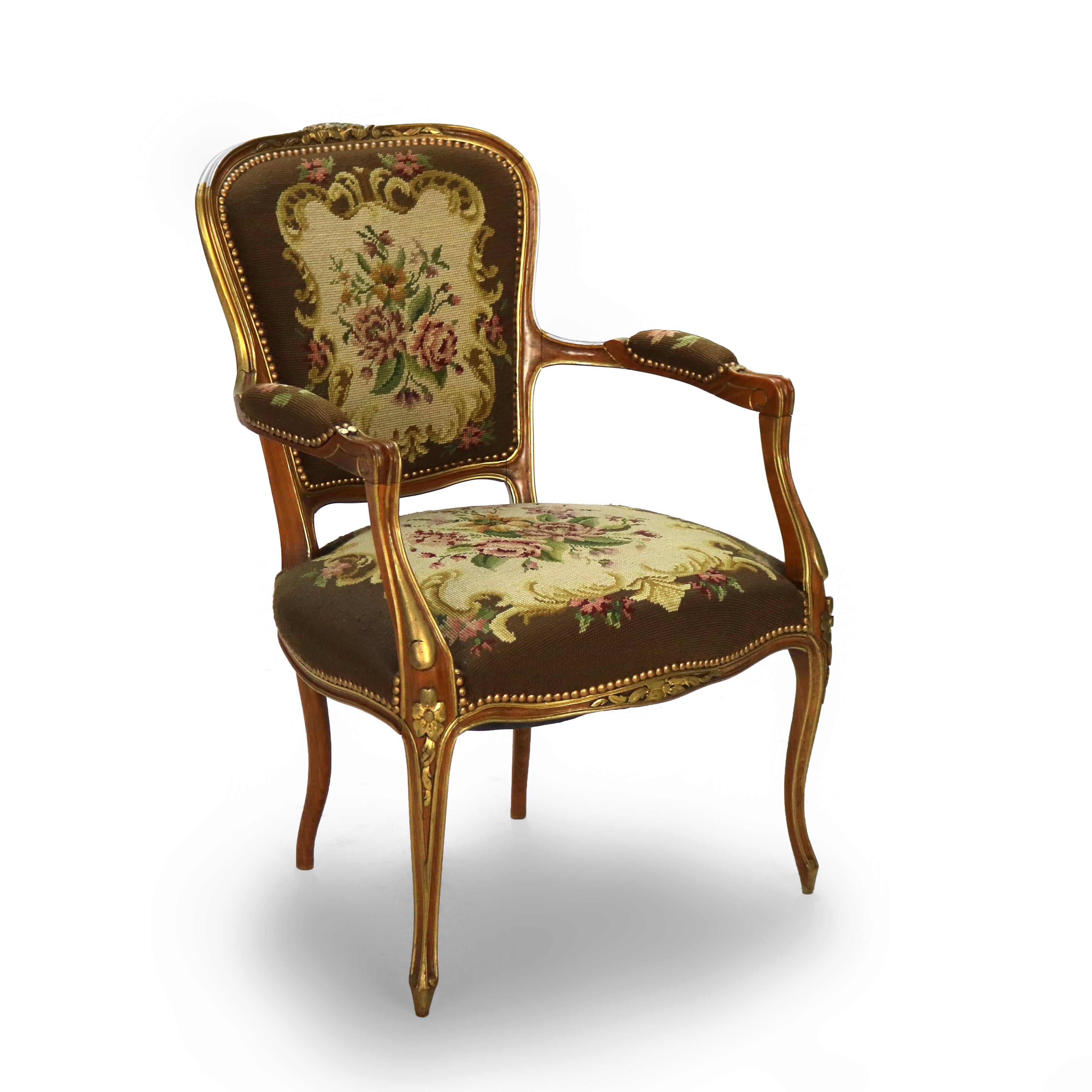 Chaise ancienne de style Louis XIV en noyer doré et tapisserie florale C1920 en vente 2