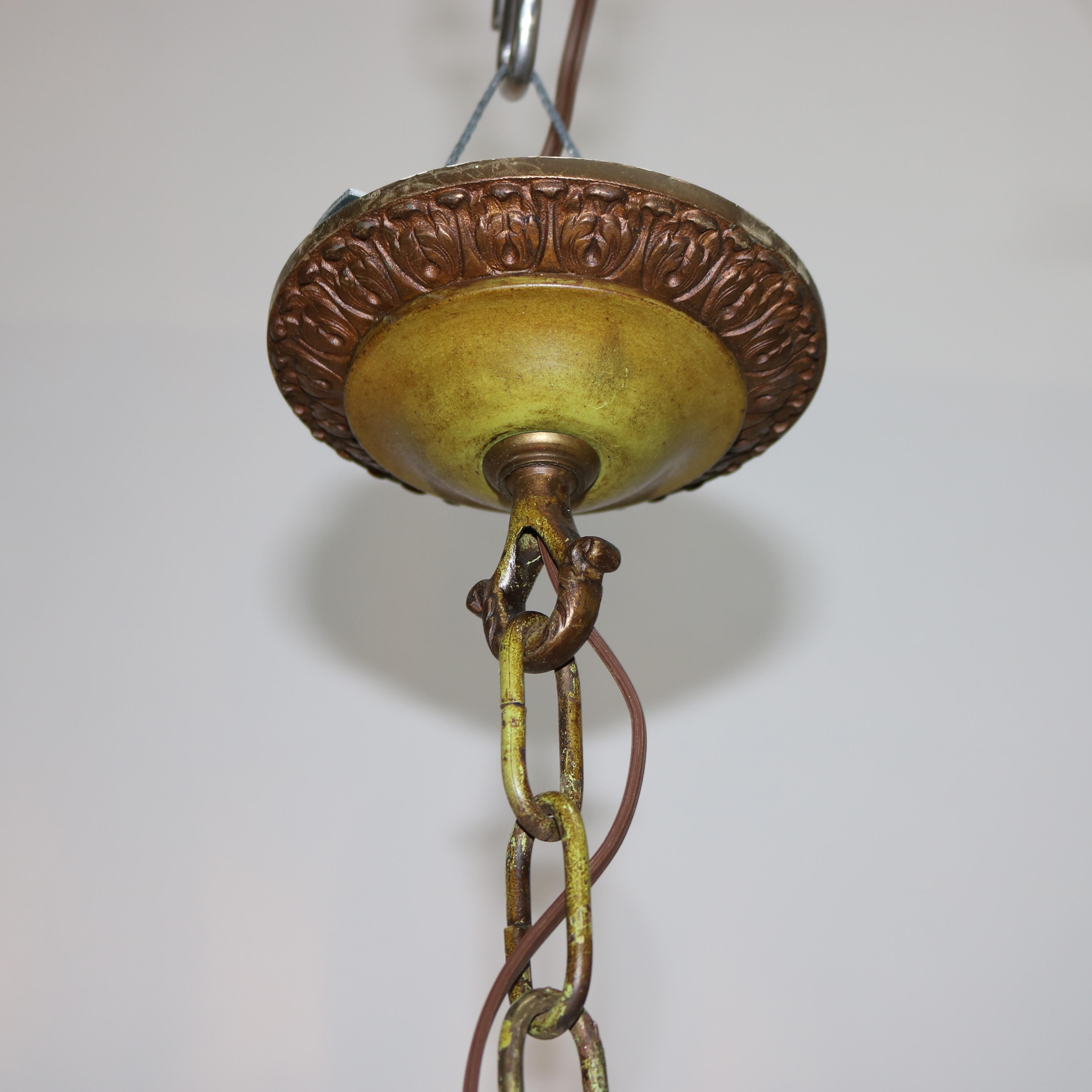 Lustre français ancien de style Louis XIV polychromé en cristal de gâteau de mariage en vente 6