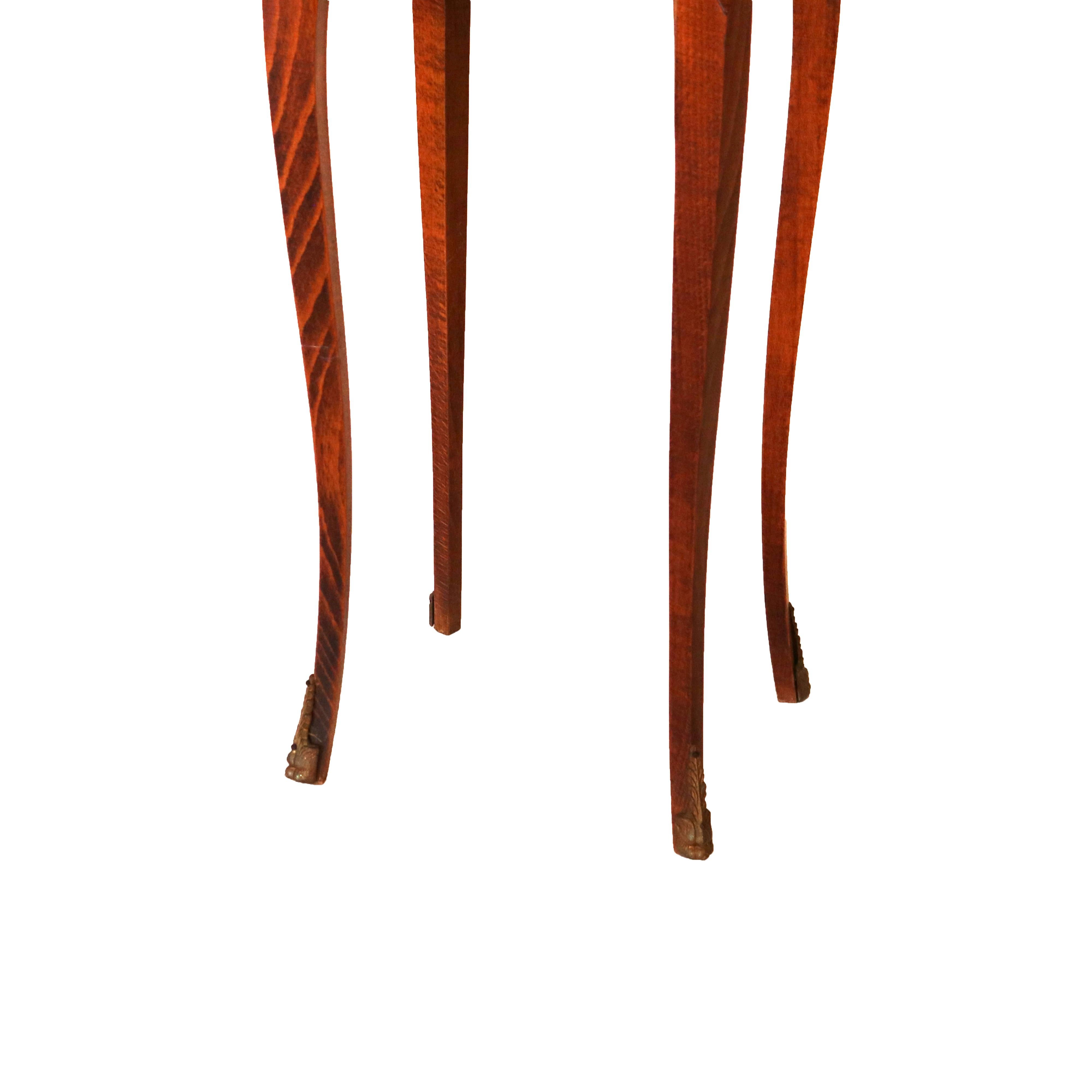 Stands anciens de style Louis XIV en bois de roi incrusté de satin, marbre et bronze doré en vente 6