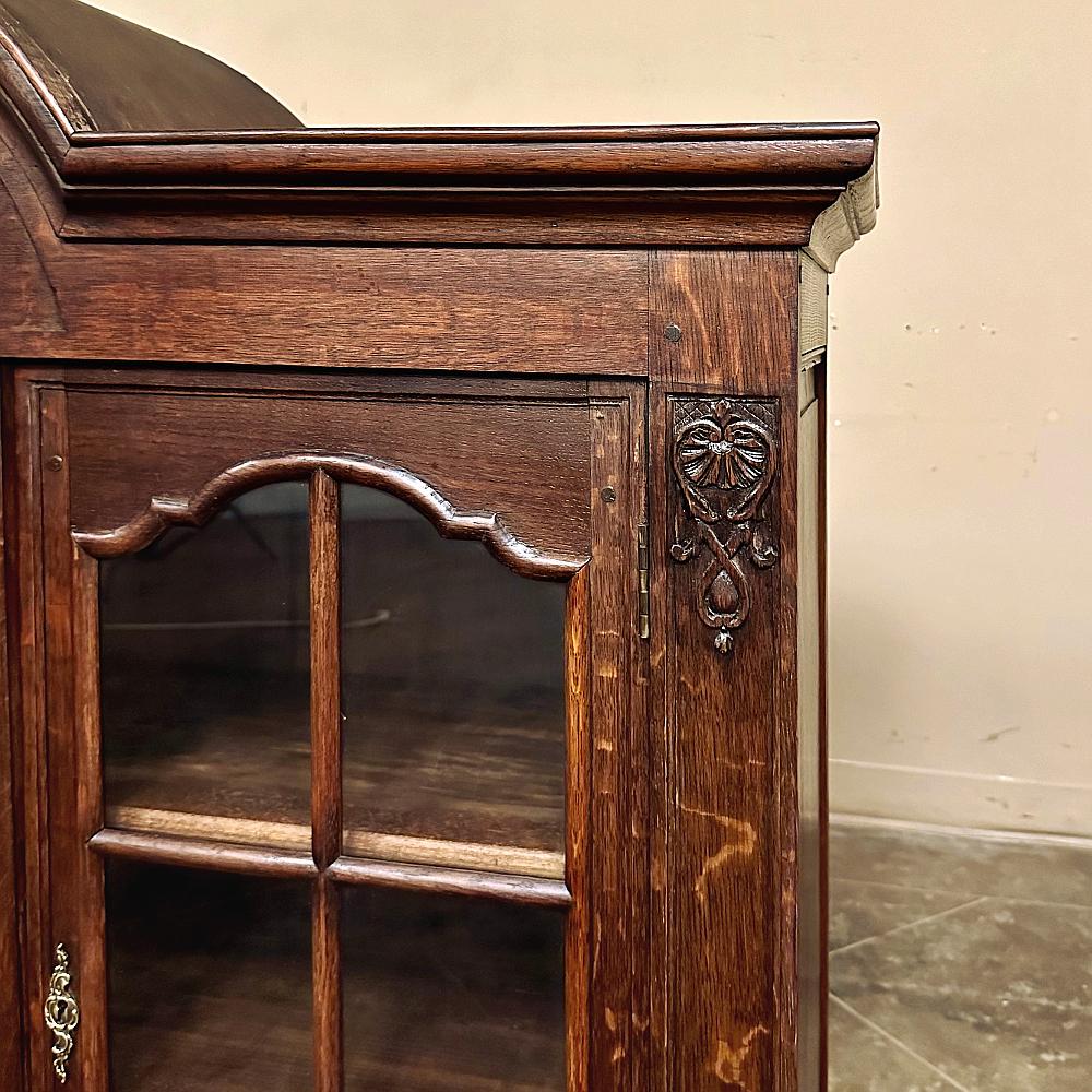 Antique French Louis XIV Wall Cabinet ~ Vitrina en venta 7