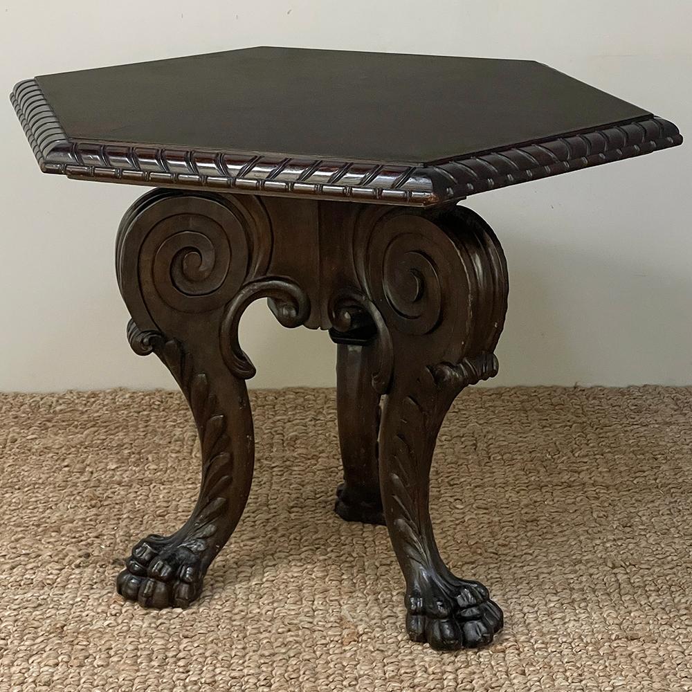 Antique French Louis XIV Walnut Hexagonal Center Table ~ End Table In Good Condition For Sale In Dallas, TX