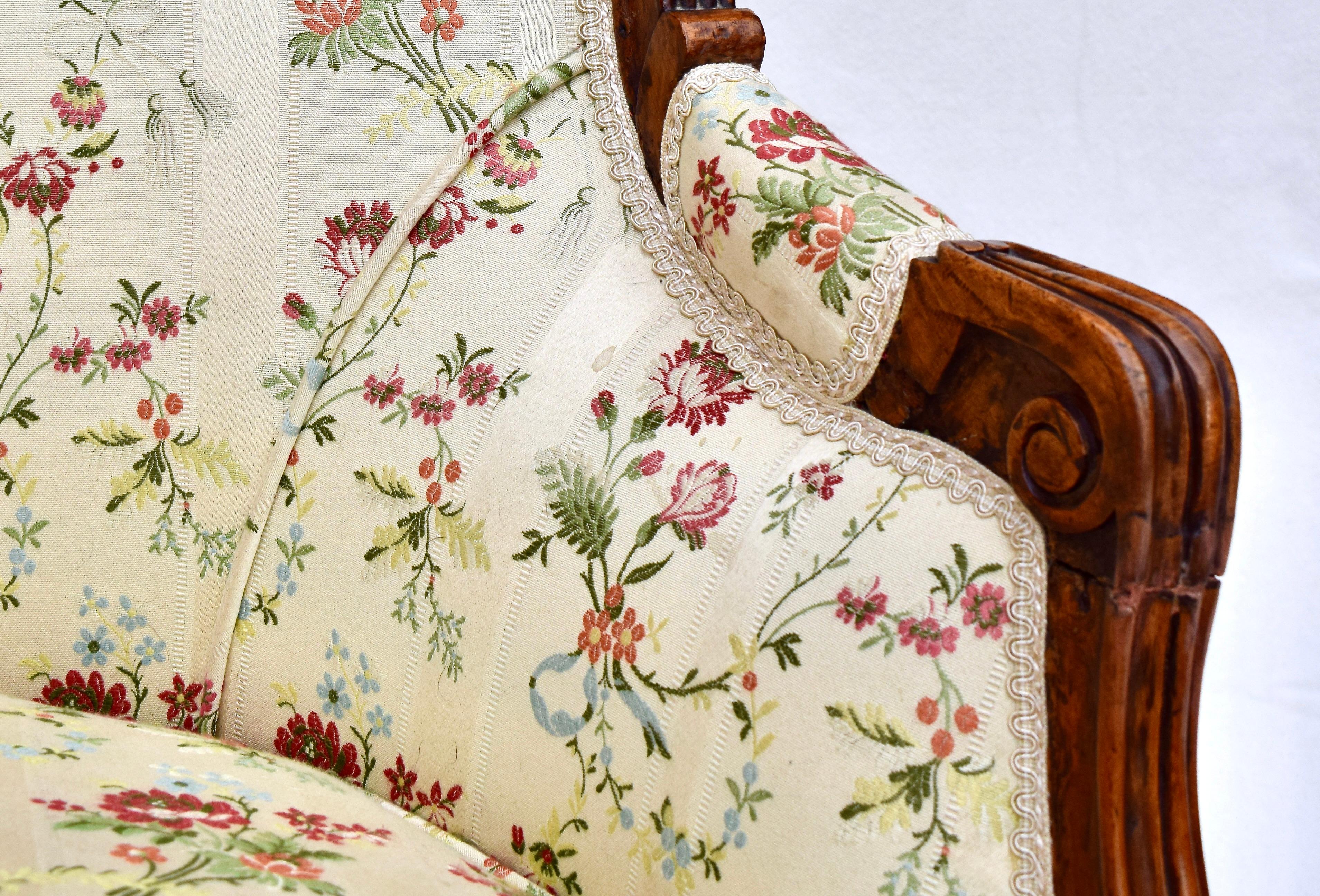 Antique French Louis XV 19th C. Bergere Chairs For Sale 7