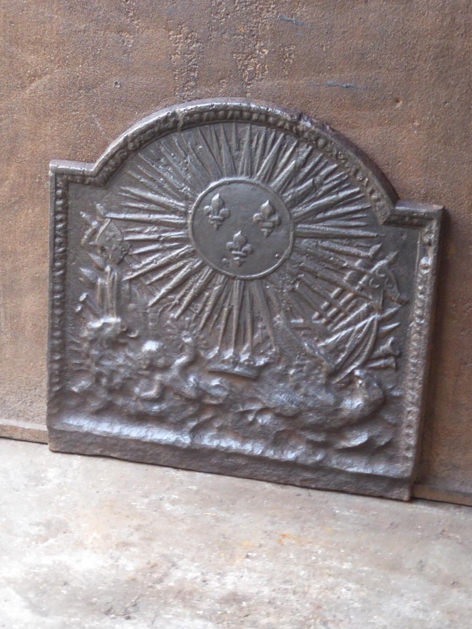 Antique French Louis XV Arms of France Fireback / Backsplash, 18th Century In Good Condition For Sale In Amerongen, NL