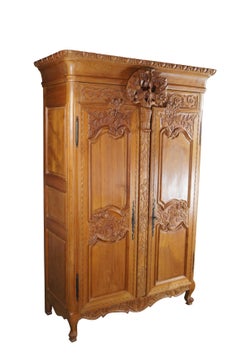 Antiker französischer Louis XV Barock-Hochzeitsschrank aus Mahagoni Kockdown Kleiderschrank 84"