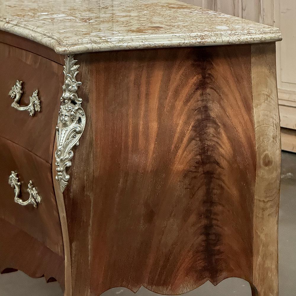 Antique French Louis XV Bombe Marble Top Commode in vendita 10